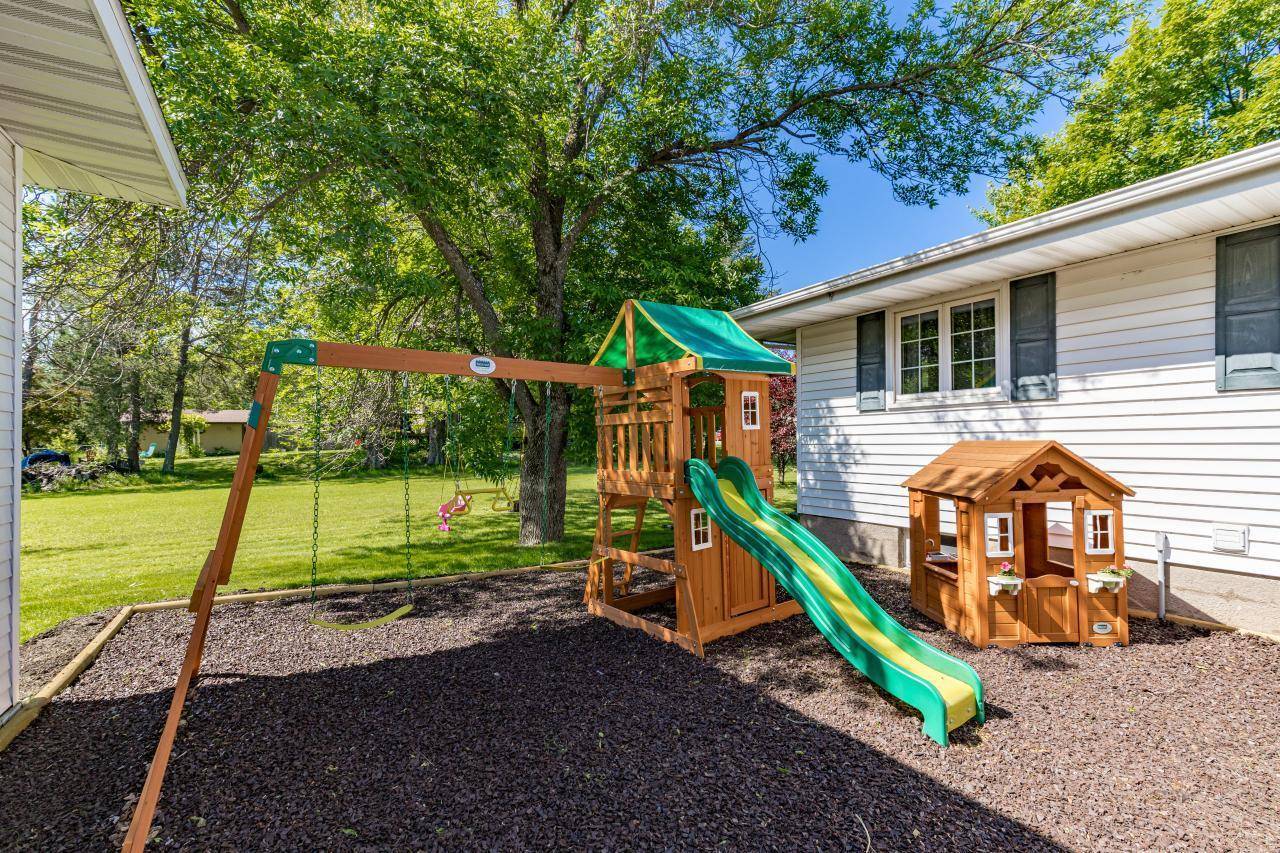 Proctor, MN 55810,315 N Ugstad RD
