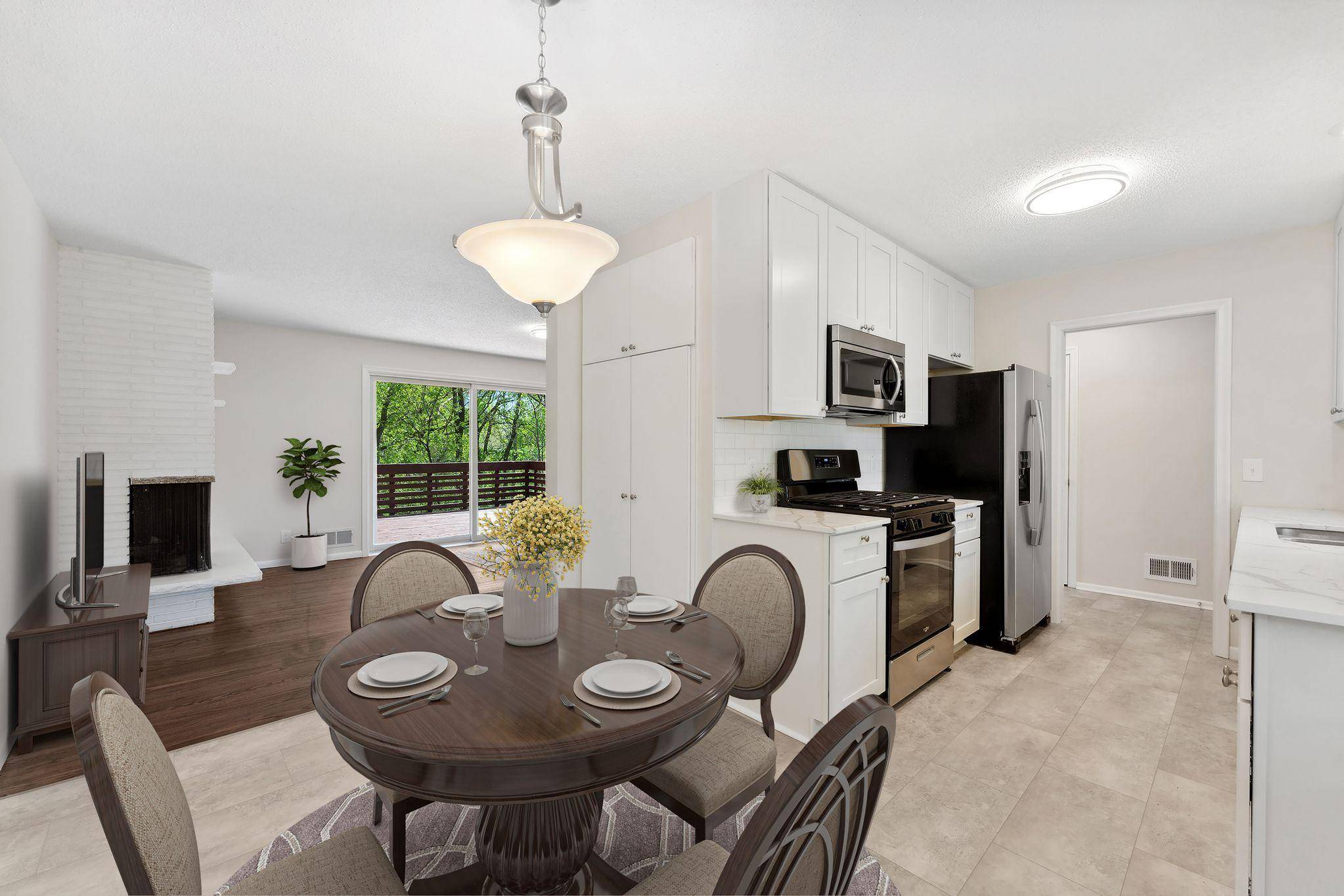 Minnetonka, MN 55343,4725 Diane DR