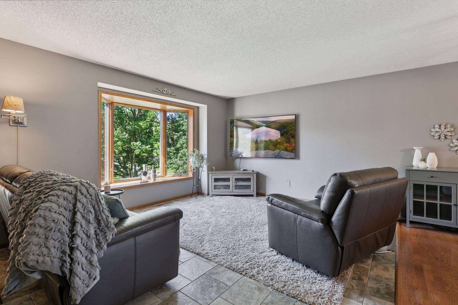 Burnsville, MN 55337,2212 Horizon PL
