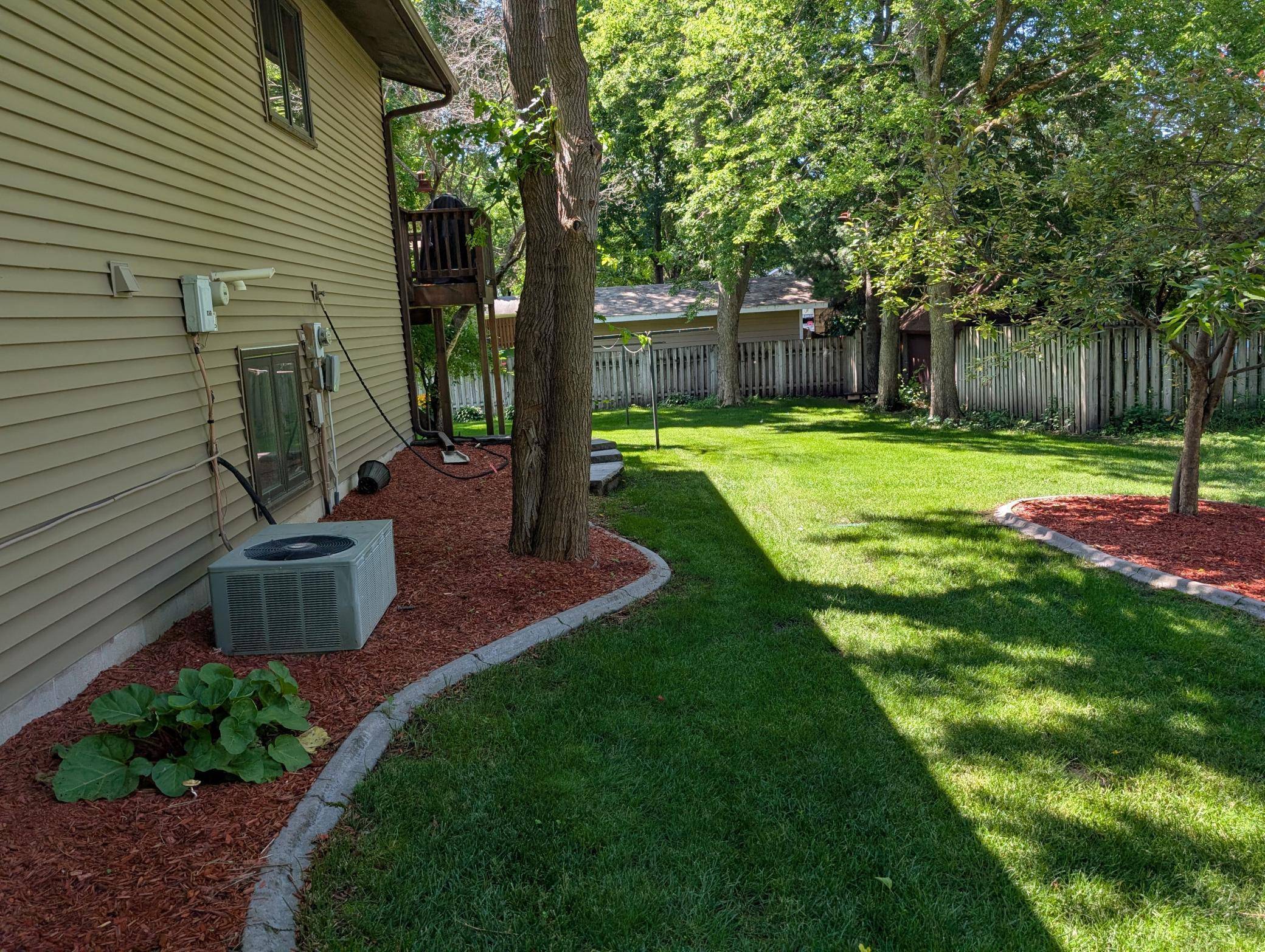 Litchfield, MN 55355,220 E Hamberg ST