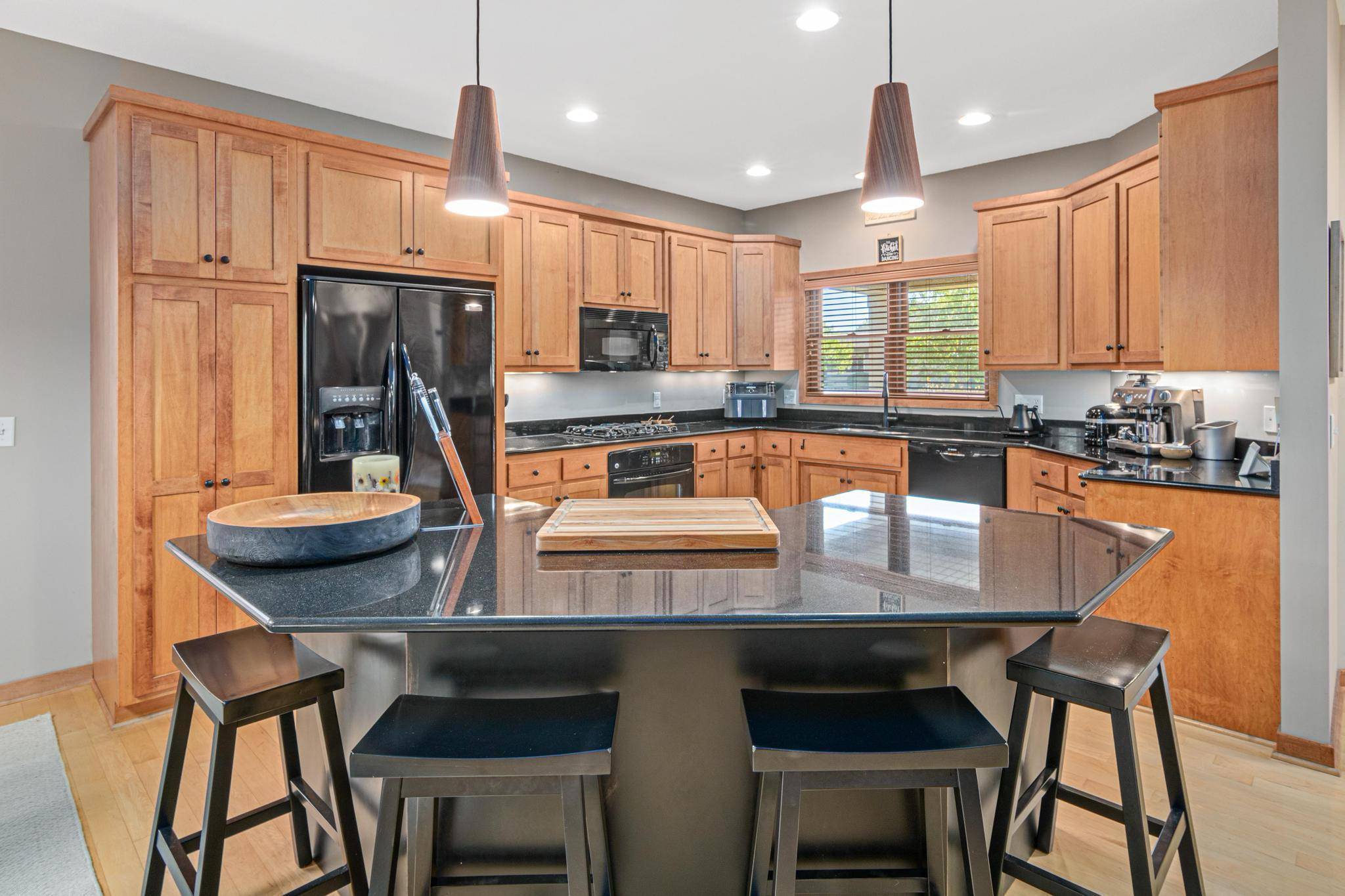 Woodbury, MN 55129,1200 Lakemoor DR