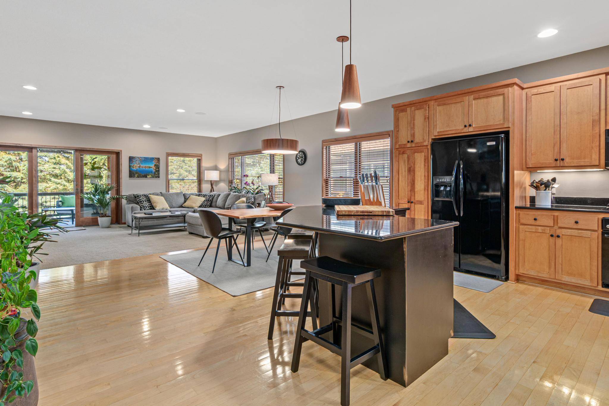 Woodbury, MN 55129,1200 Lakemoor DR