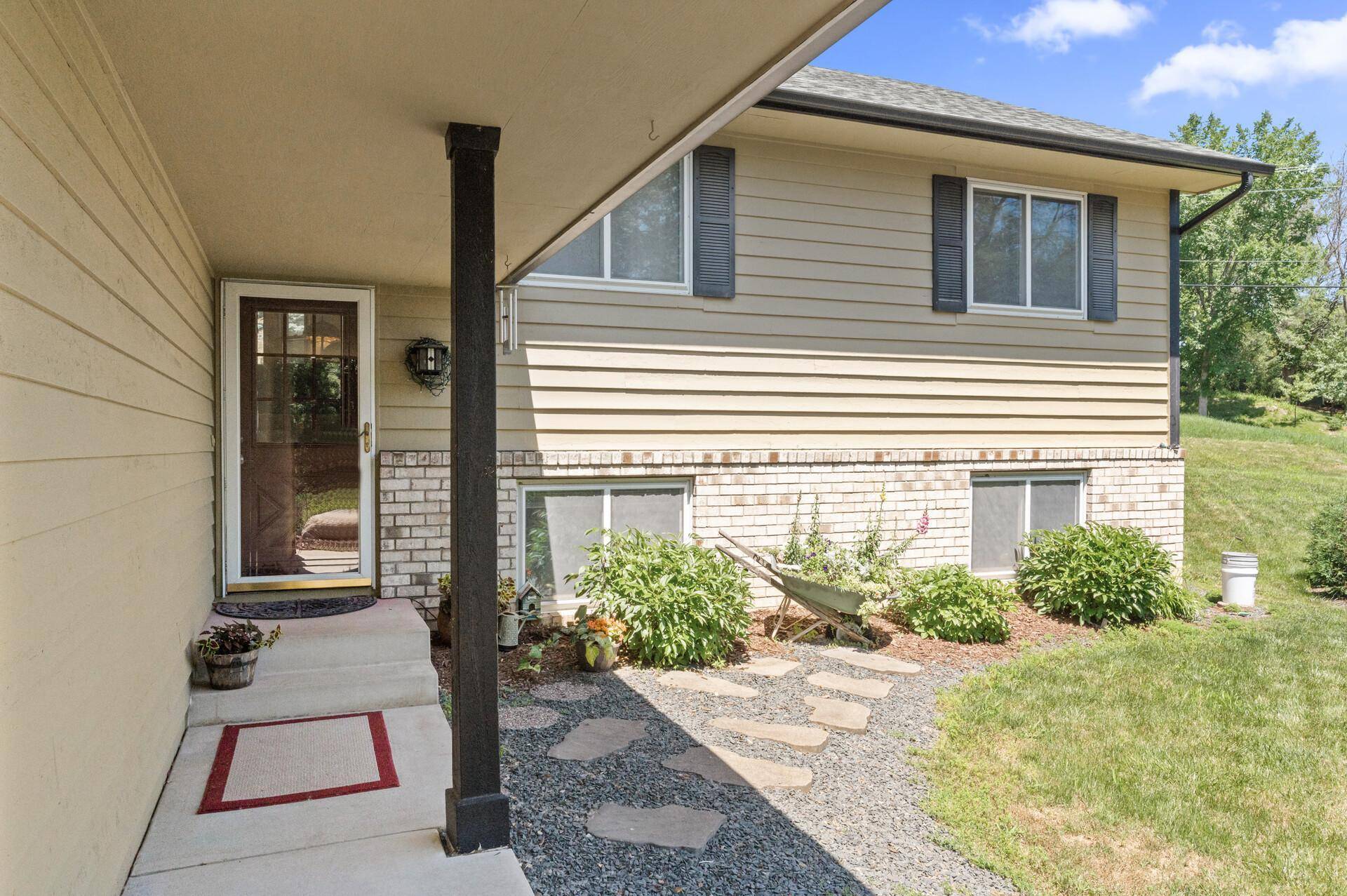 Bloomington, MN 55438,8508 Park Knoll CIR