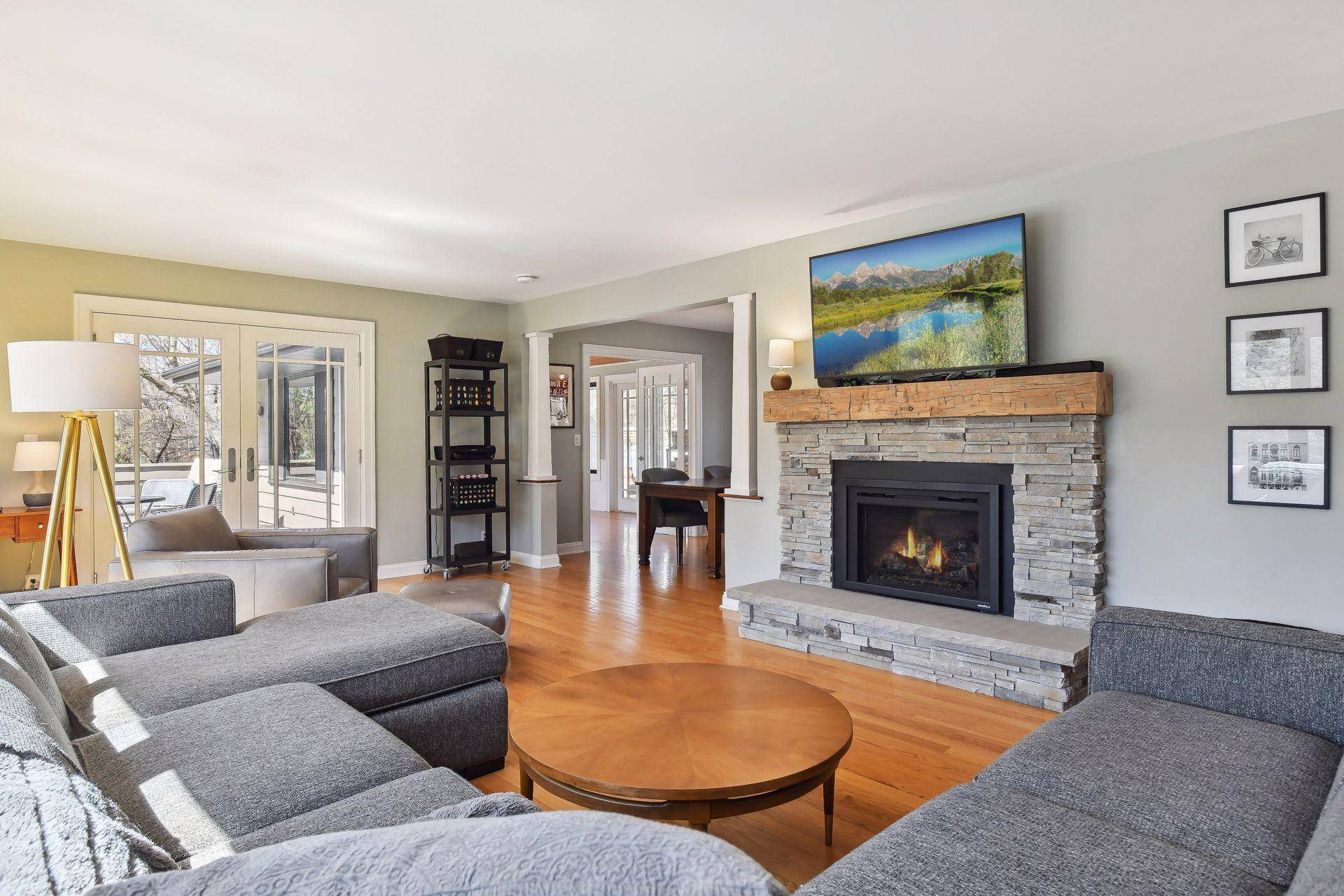 Wayzata, MN 55391,243 Bushaway RD