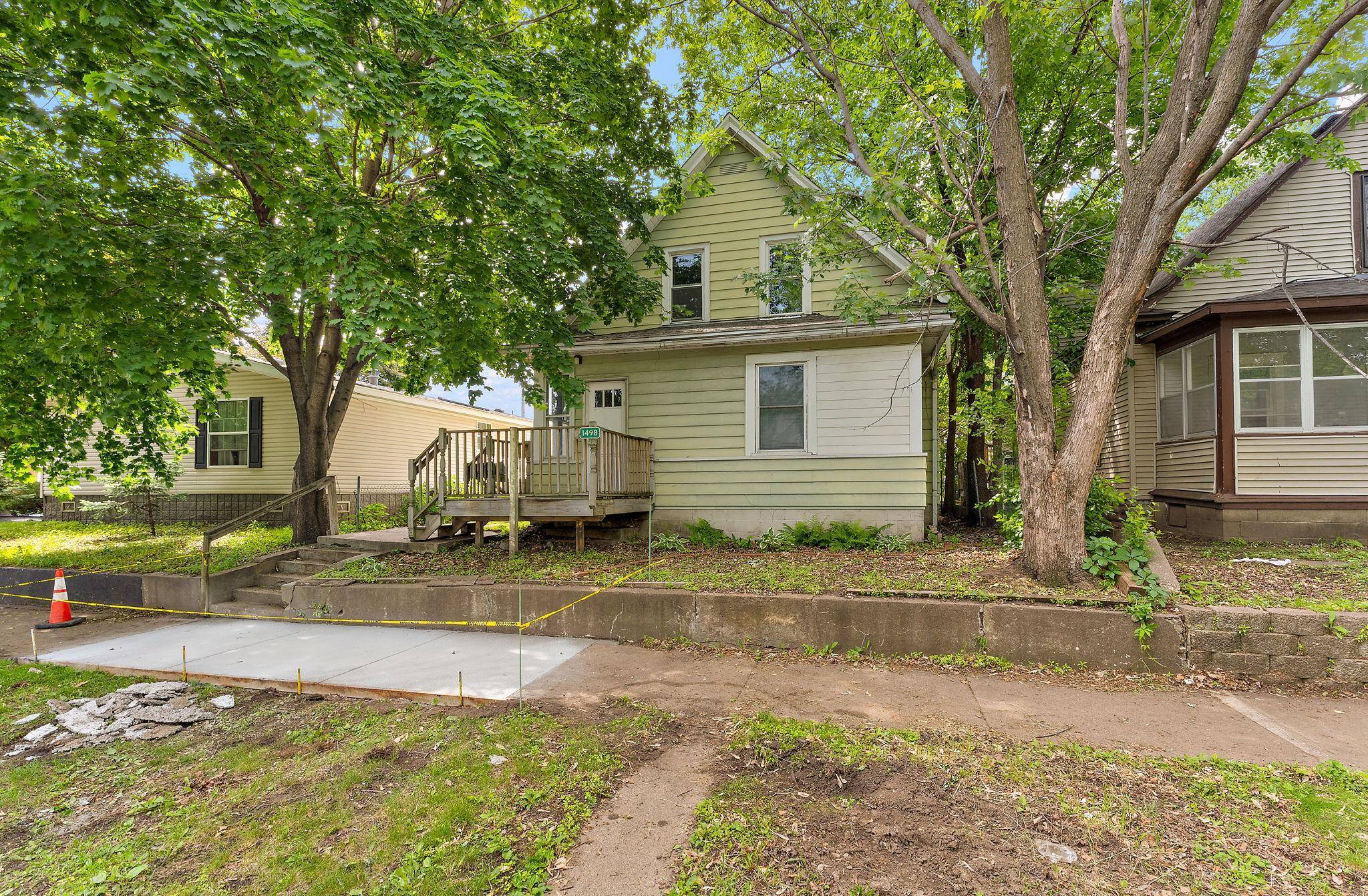 Saint Paul, MN 55104,1498 Sherburne AVE