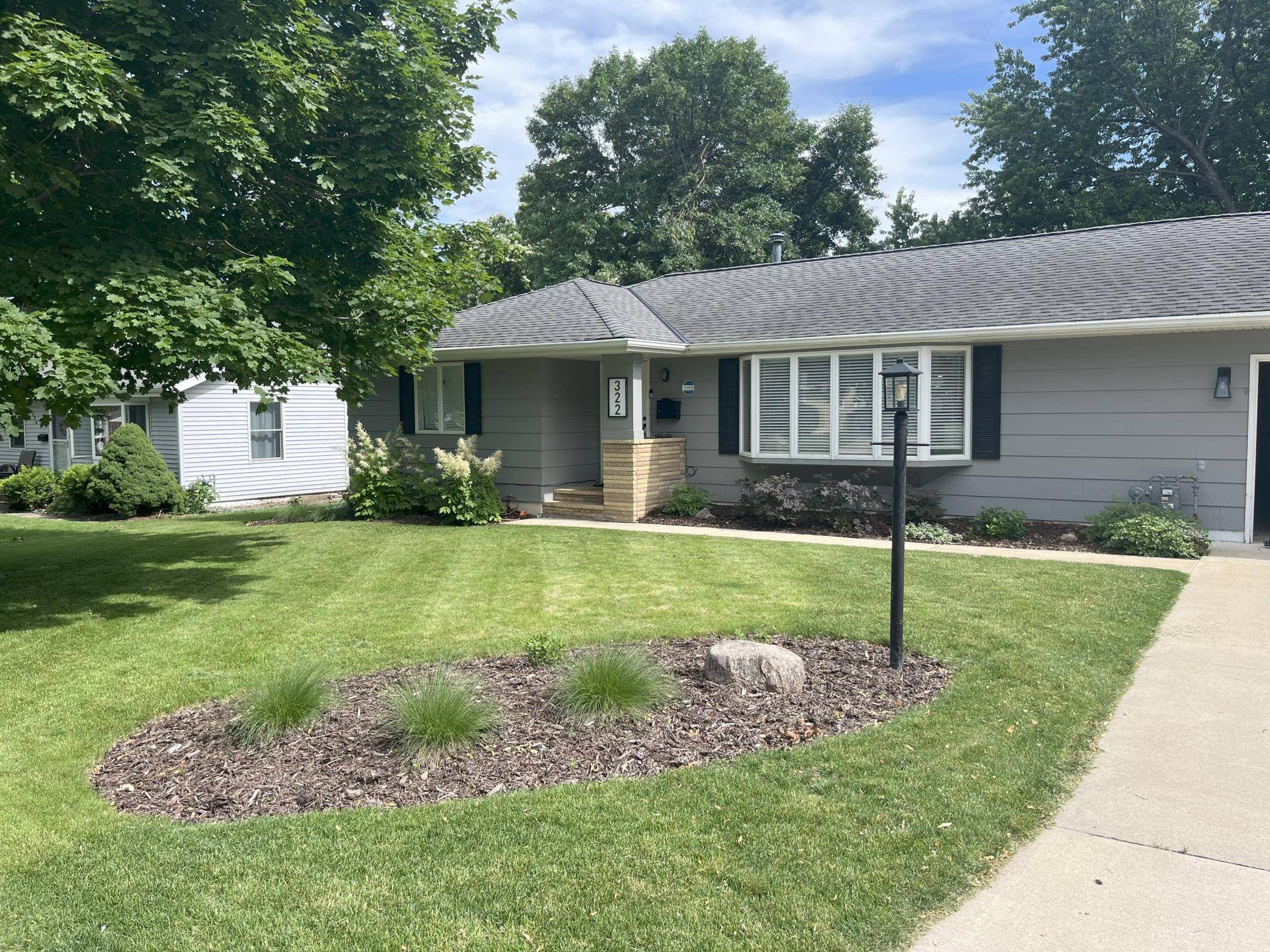 Albert Lea, MN 56007,322 Glenn RD