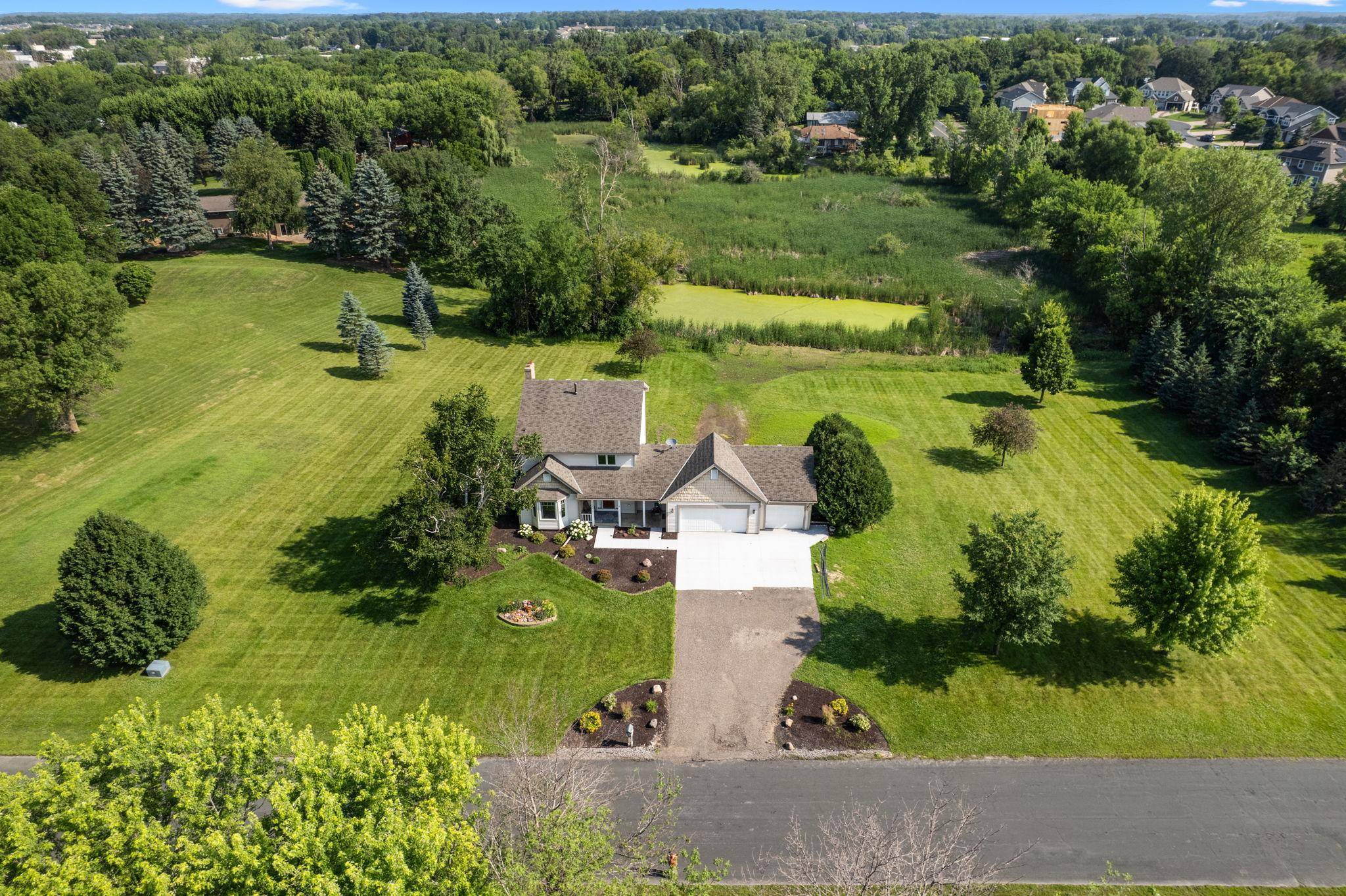Medina, MN 55340,3392 Elm Creek DR