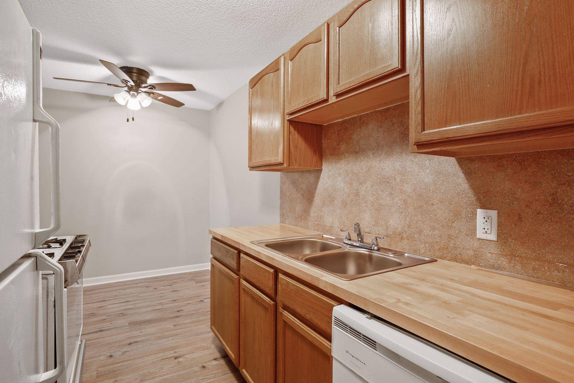 Minneapolis, MN 55417,5315 Minnehaha AVE #104