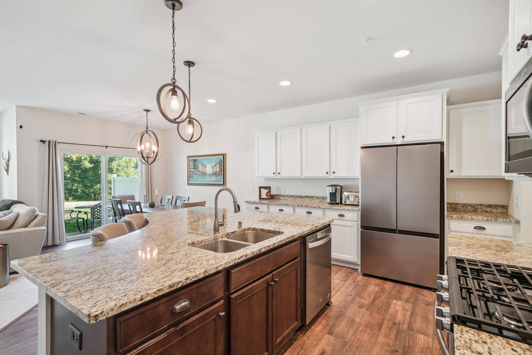 Chanhassen, MN 55317,726 Maggie WAY
