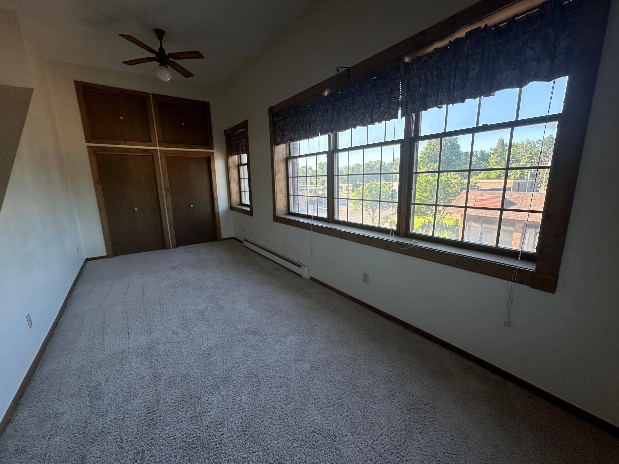 Isanti, MN 55040,104 Main ST W #206