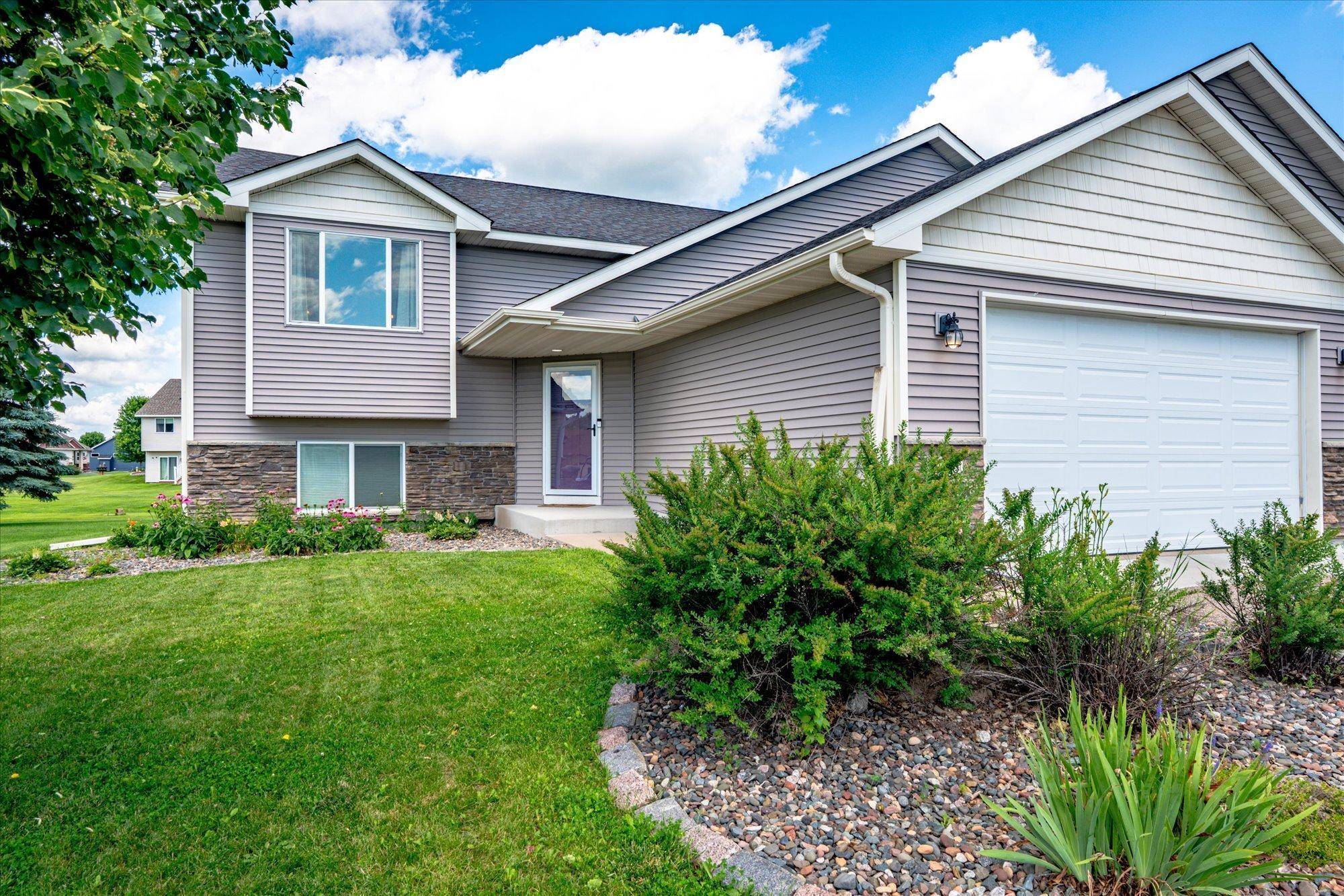 Chisago City, MN 55013,8638 Preserve BLVD N