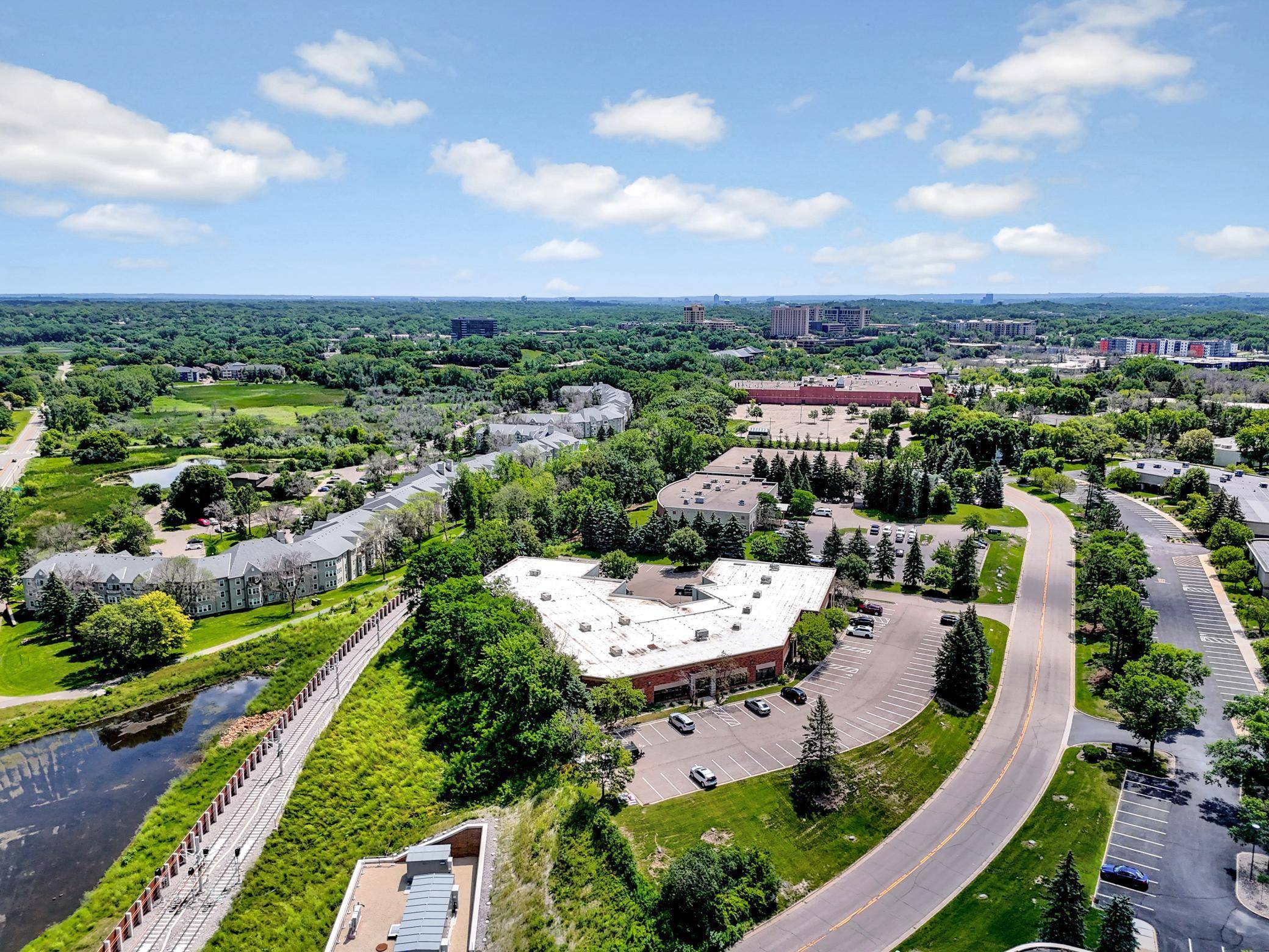 Minnetonka, MN 55343,5421 Feltl RD