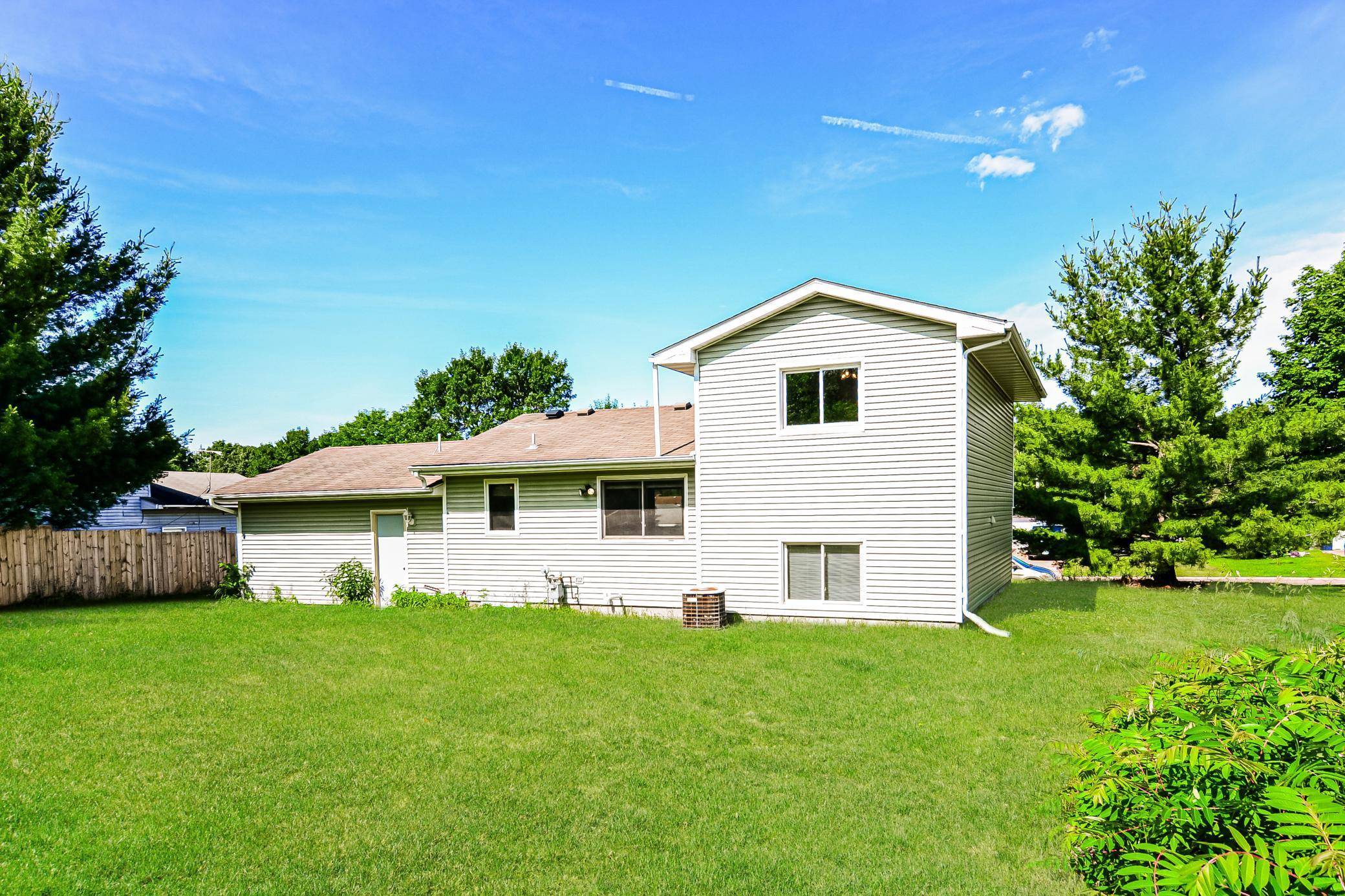 Taylors Falls, MN 55084,966 Chestnut ST