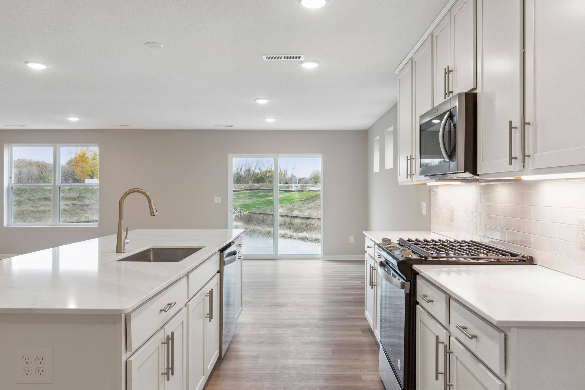 Rogers, MN 55374,12751 Farnham LN
