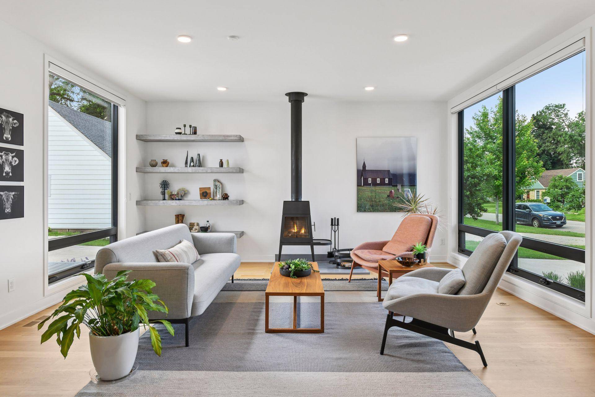 Edina, MN 55410,5721 Abbott AVE S
