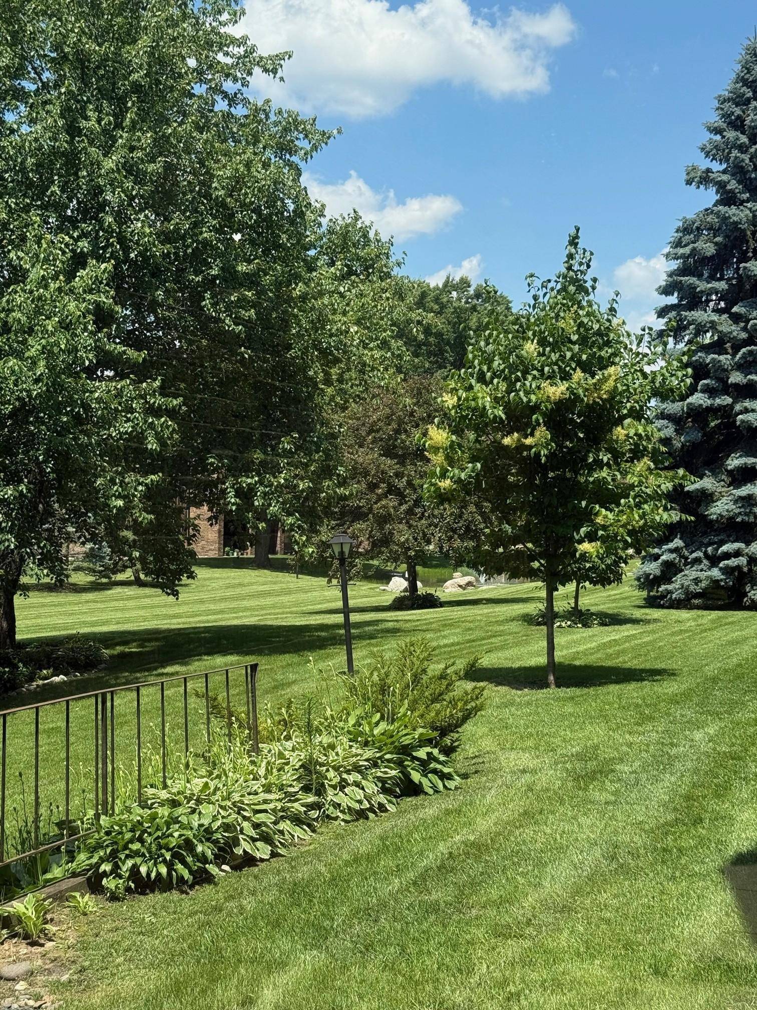 Roseville, MN 55113,2210 Midland Grove RD #207