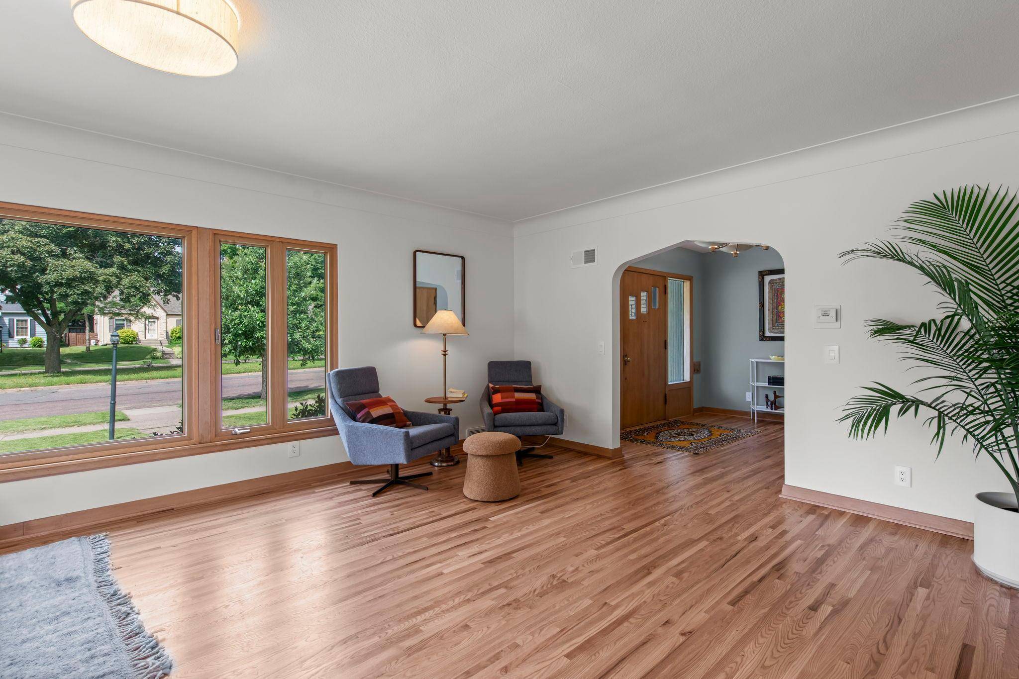 Minneapolis, MN 55418,2335 Stinson BLVD