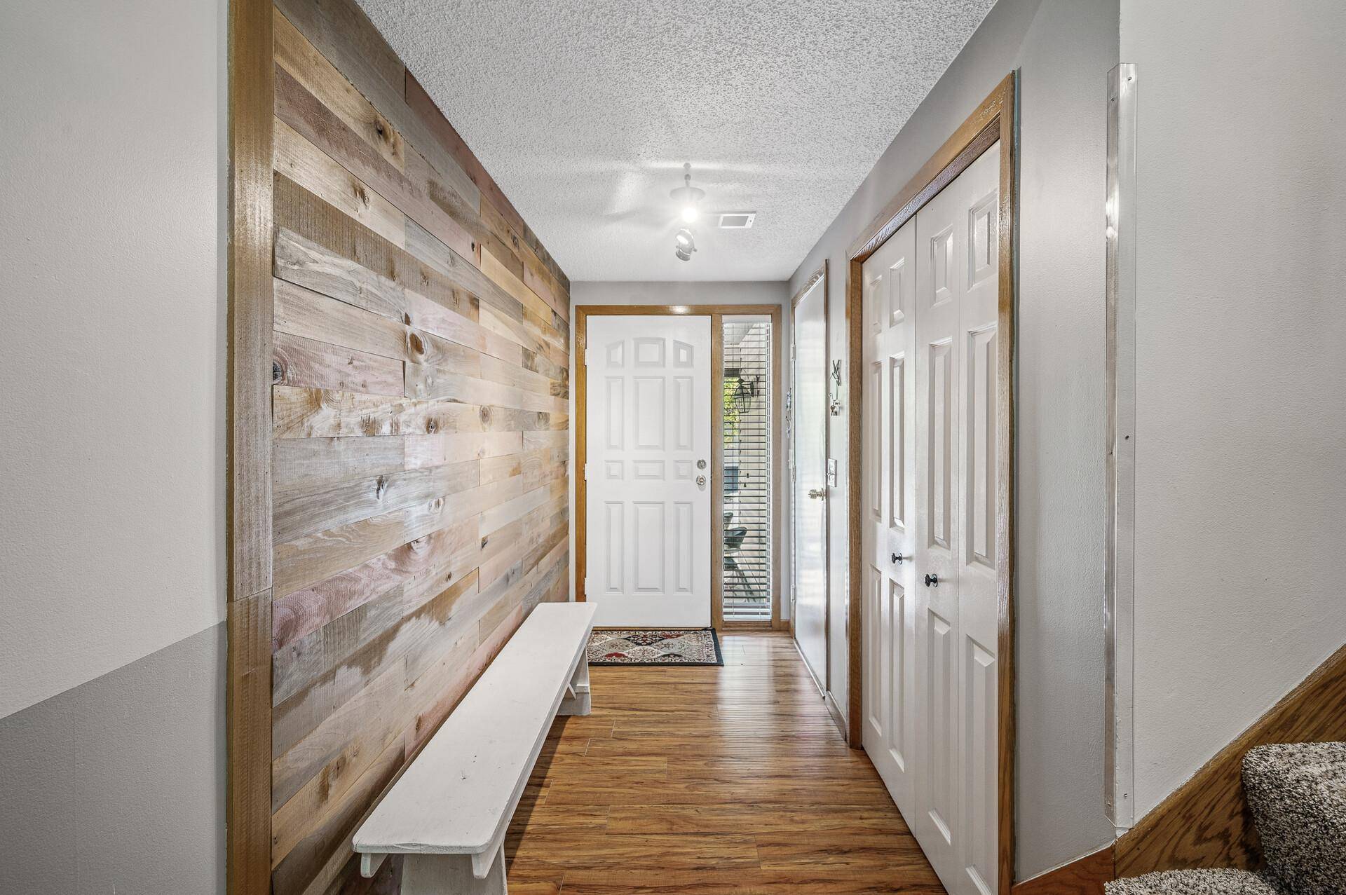Coon Rapids, MN 55448,8 110th LN NW