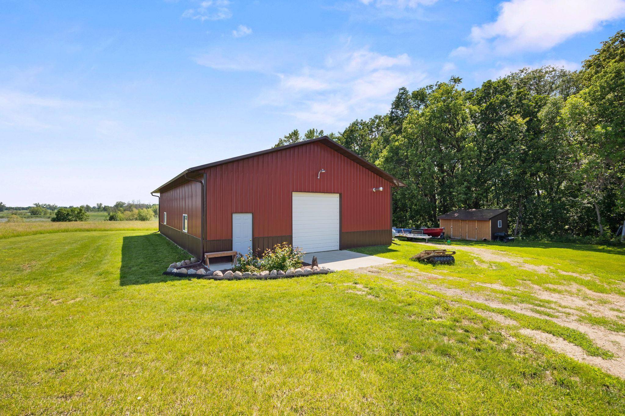 Hutchinson, MN 55350,22478 County Road 7