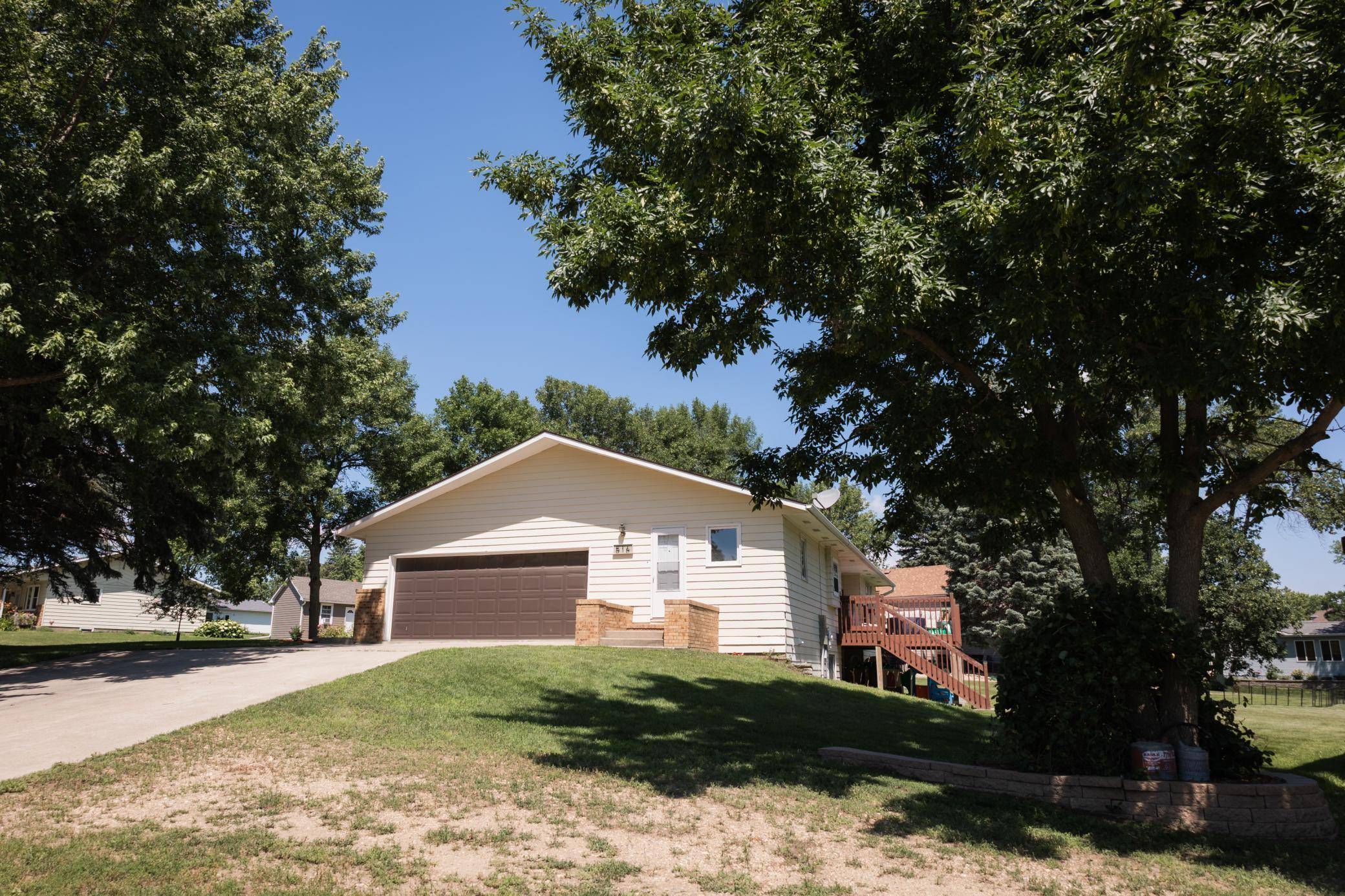 Adrian, MN 56110,516 Pennsylvania AVE