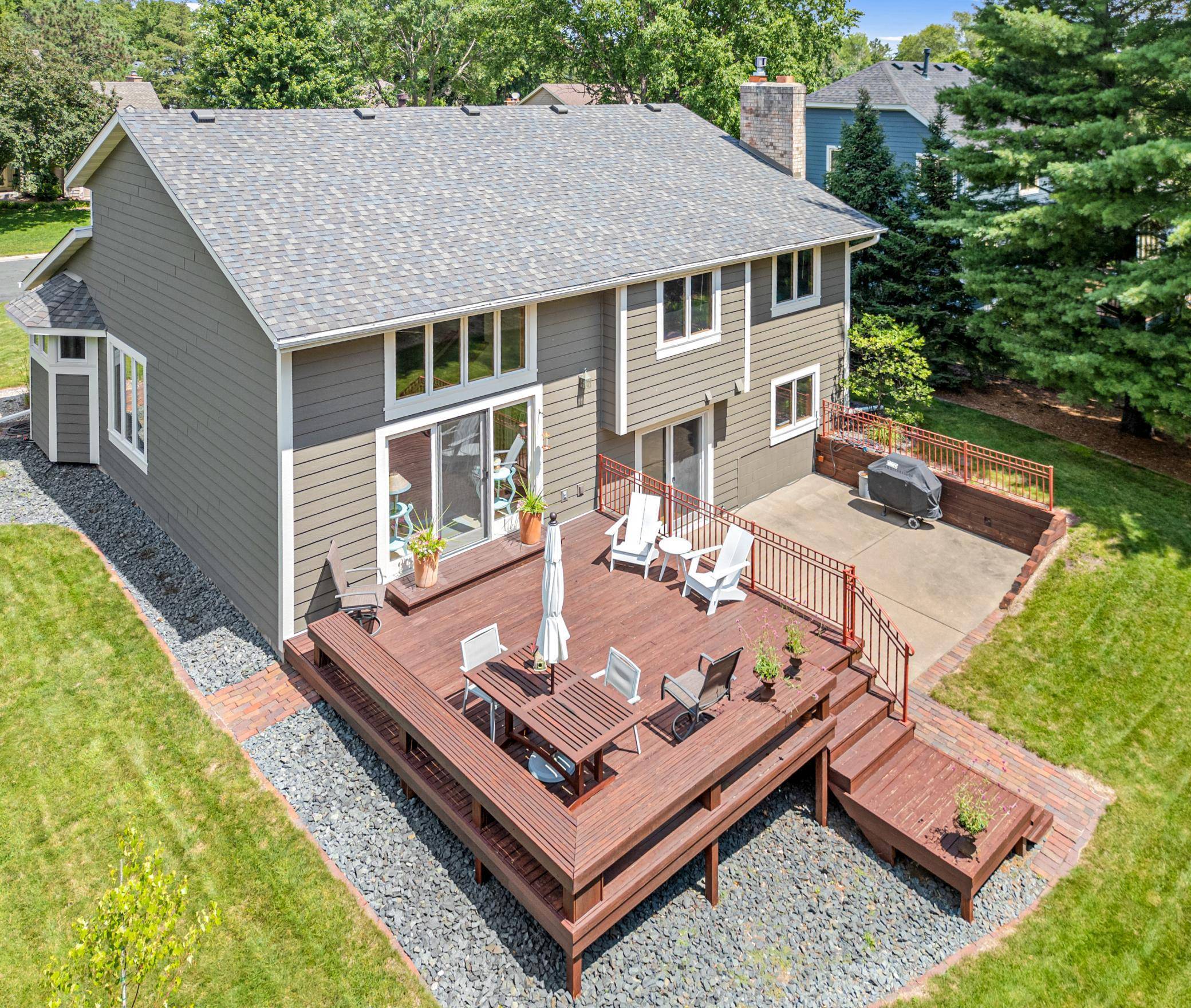 Shoreview, MN 55126,646 White Birch DR