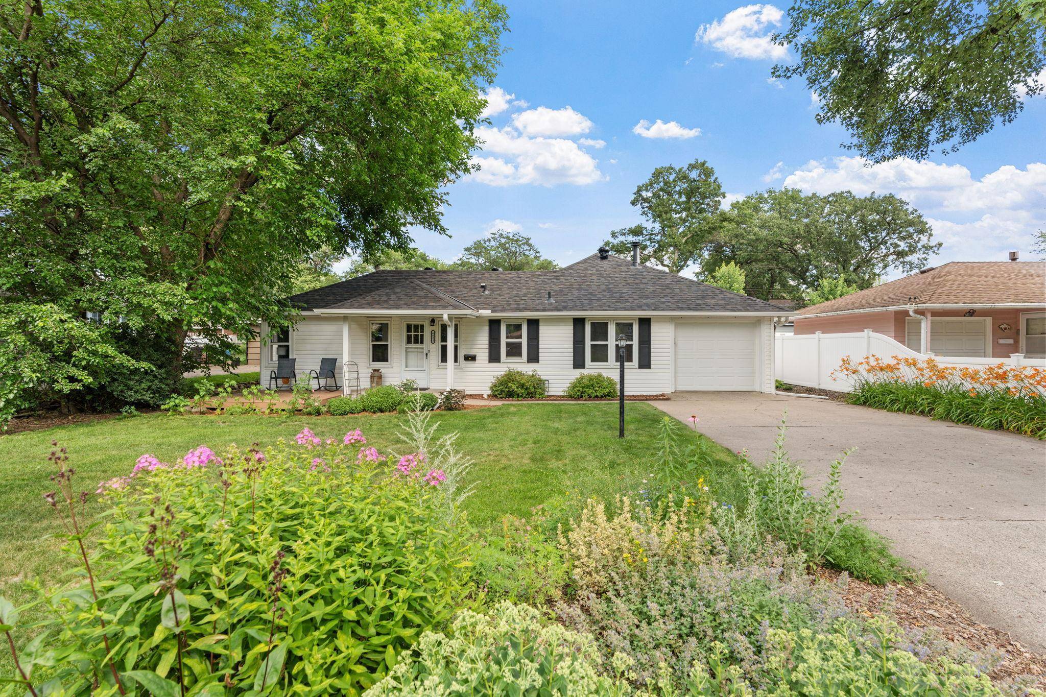 Richfield, MN 55423,6833 Irving AVE S