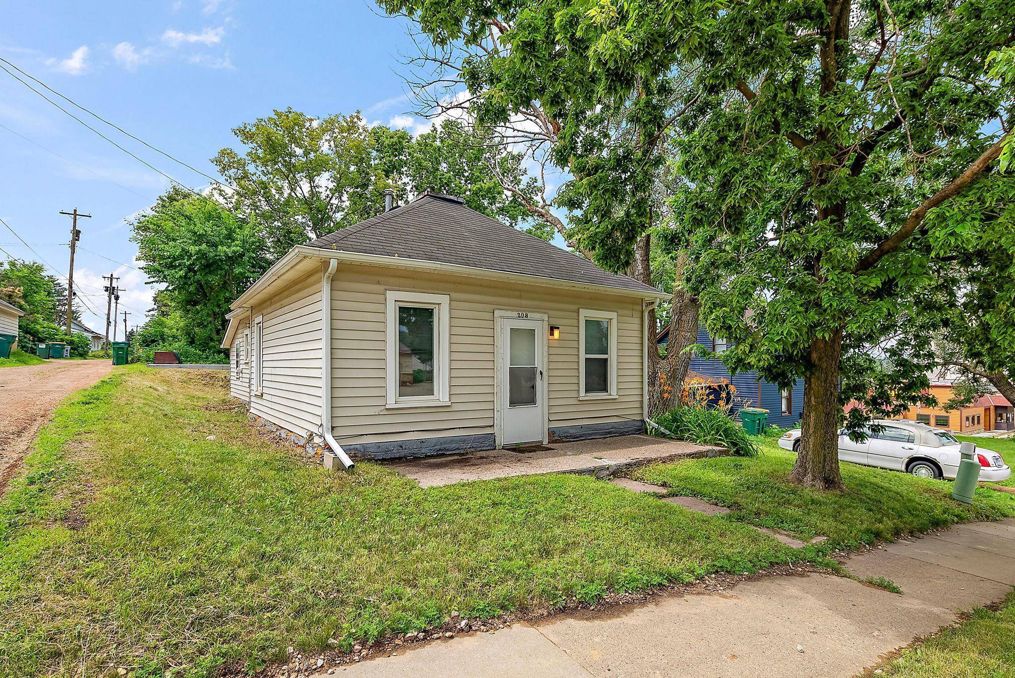 Le Sueur, MN 56058,208 Swan ST
