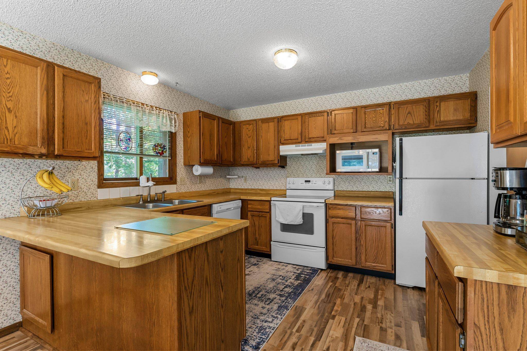 Wyoming, MN 55092,4885 262nd ST