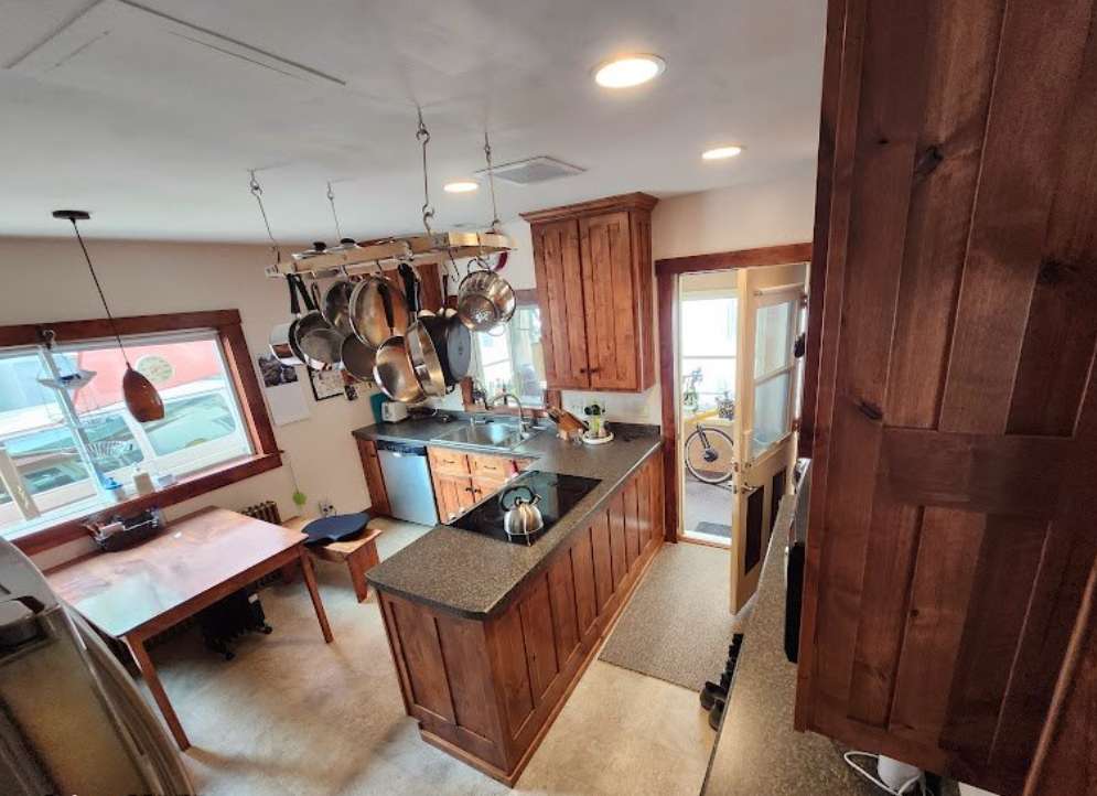 Winona, MN 55987,718 W Wabasha ST