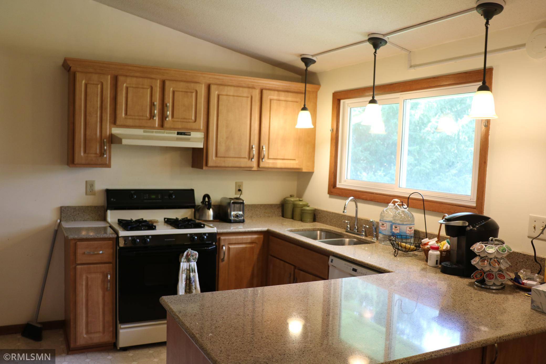 Rush City, MN 55069,585 W 9th ST