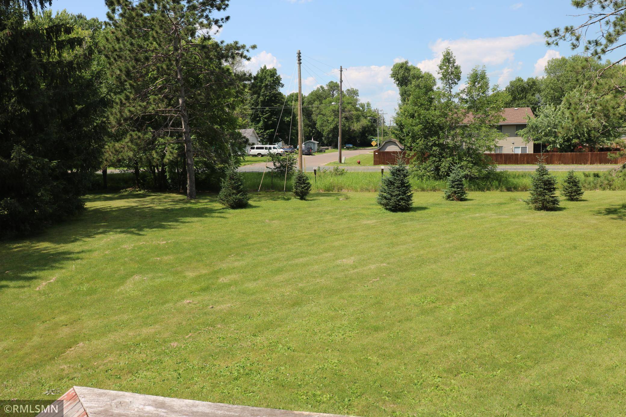 Rush City, MN 55069,585 W 9th ST