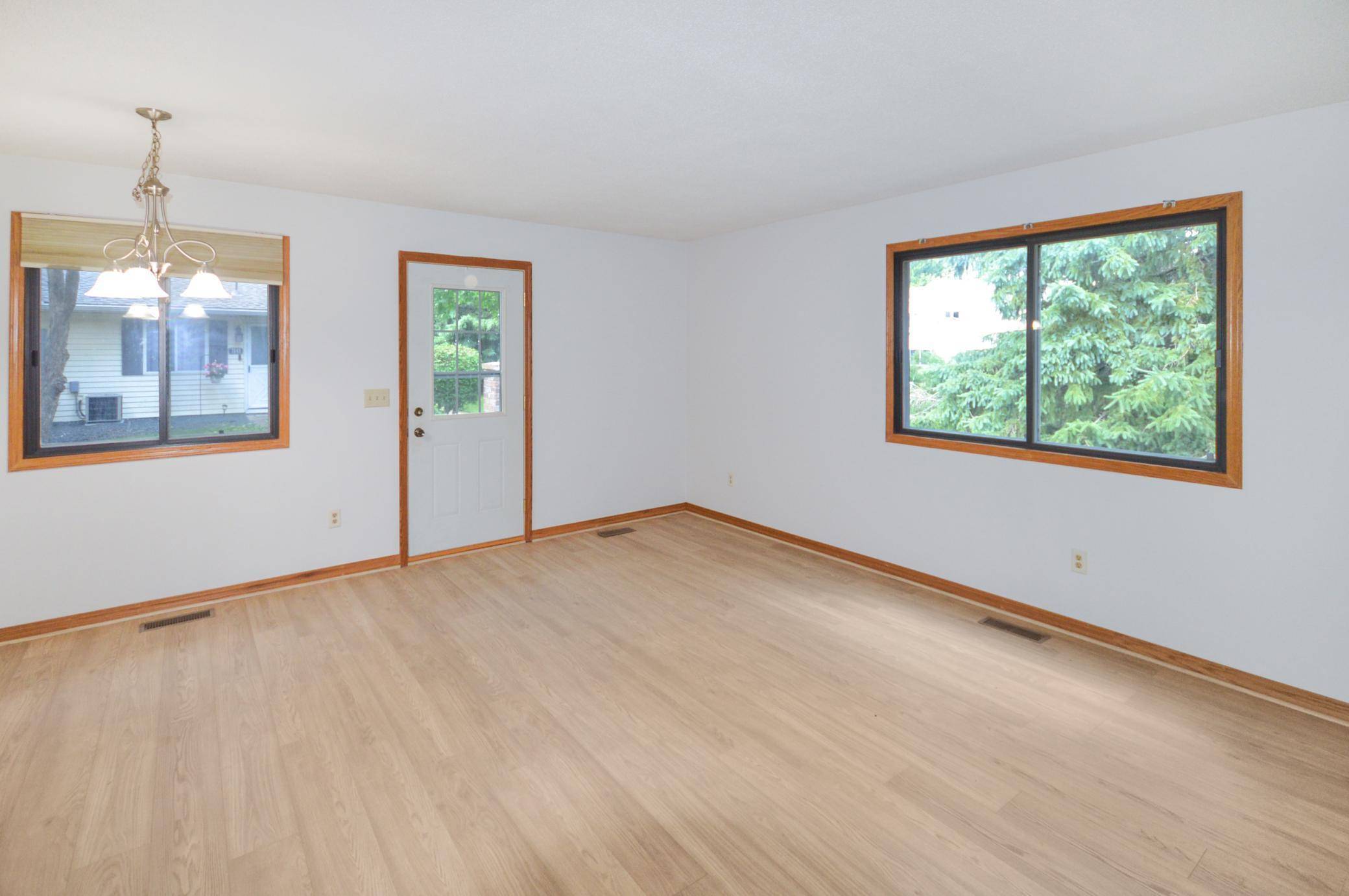 Oakdale, MN 55128,7666 13th ST N