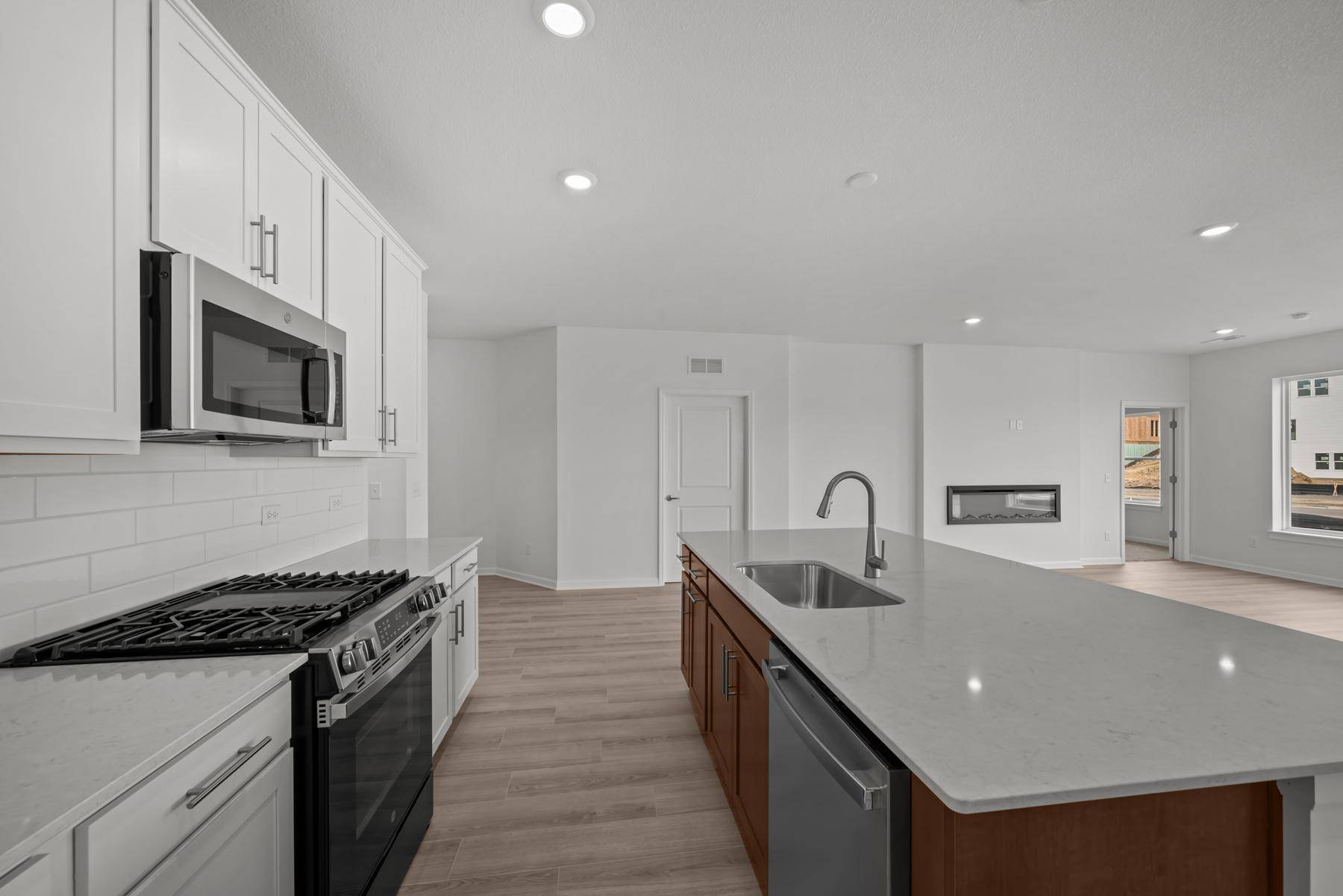 Maple Grove, MN 55369,14648 105th CIR N