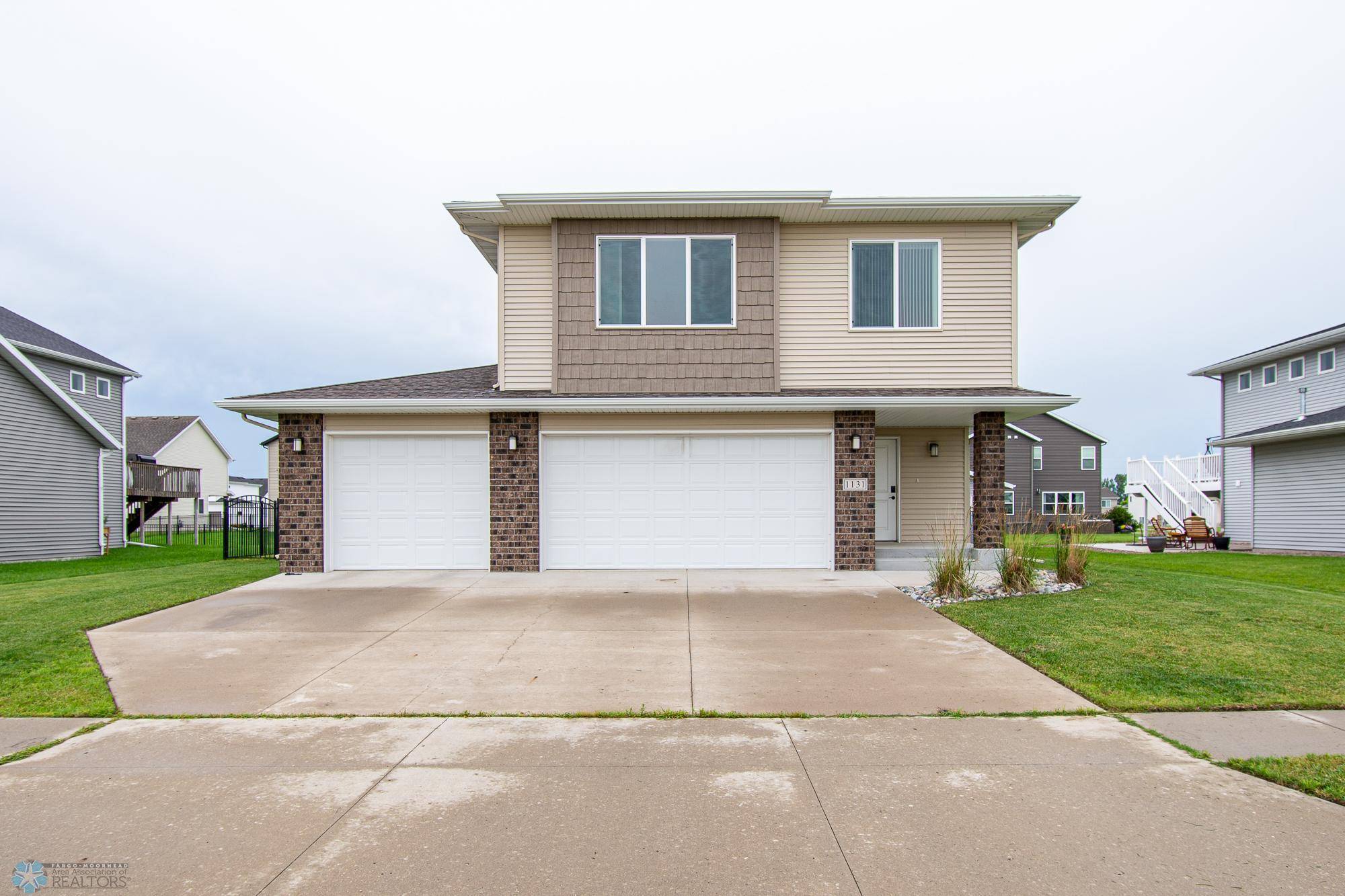West Fargo, ND 58078,1131 29 AVE W