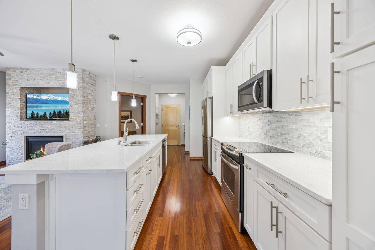 Stillwater, MN 55082,350 Main ST N #300