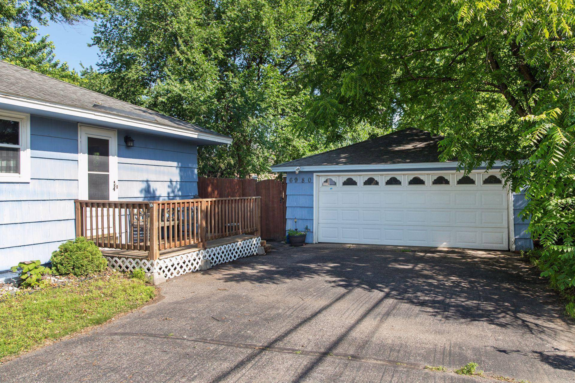Oakdale, MN 55128,6980 11th ST N