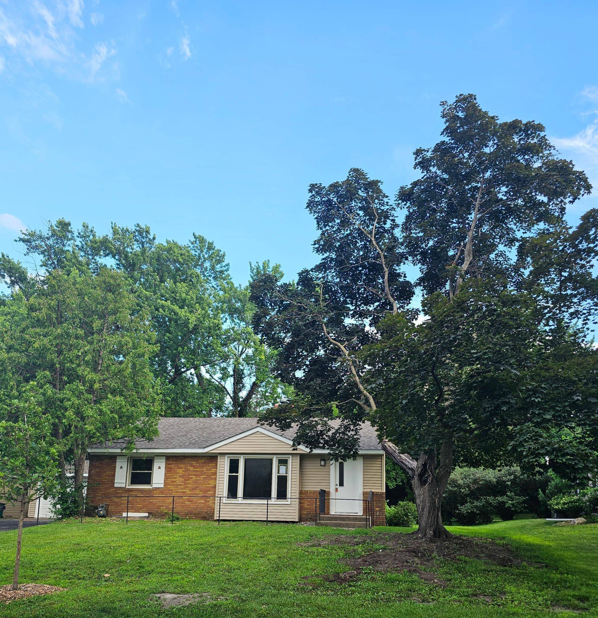 Saint Louis Park, MN 55426,7907 W 25th ST