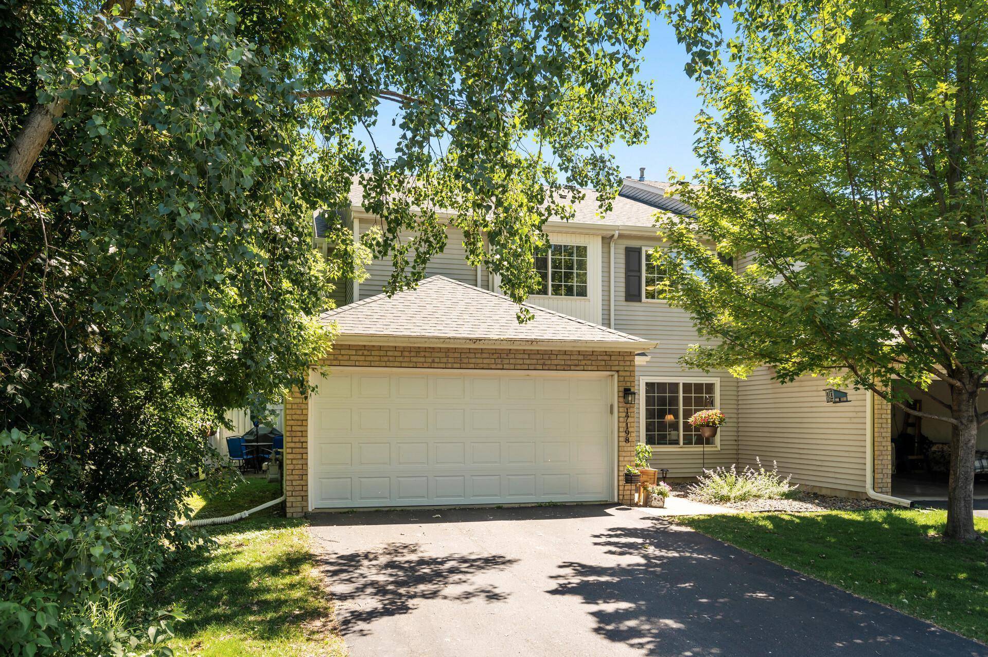 Maple Grove, MN 55311,17198 93rd PL N