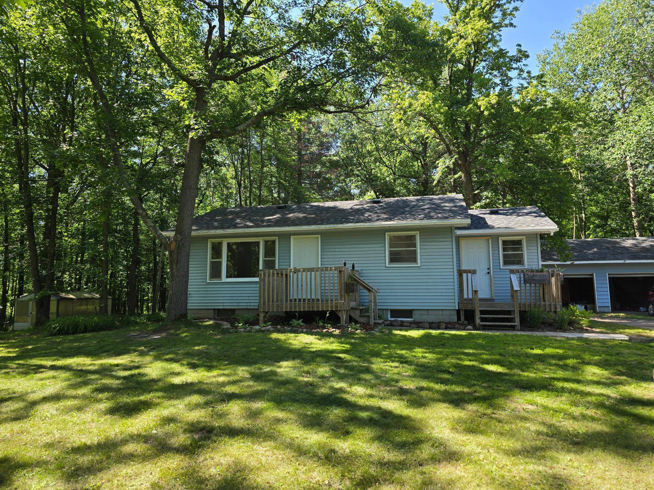 Wahkon, MN 56386,4952 Mn-27