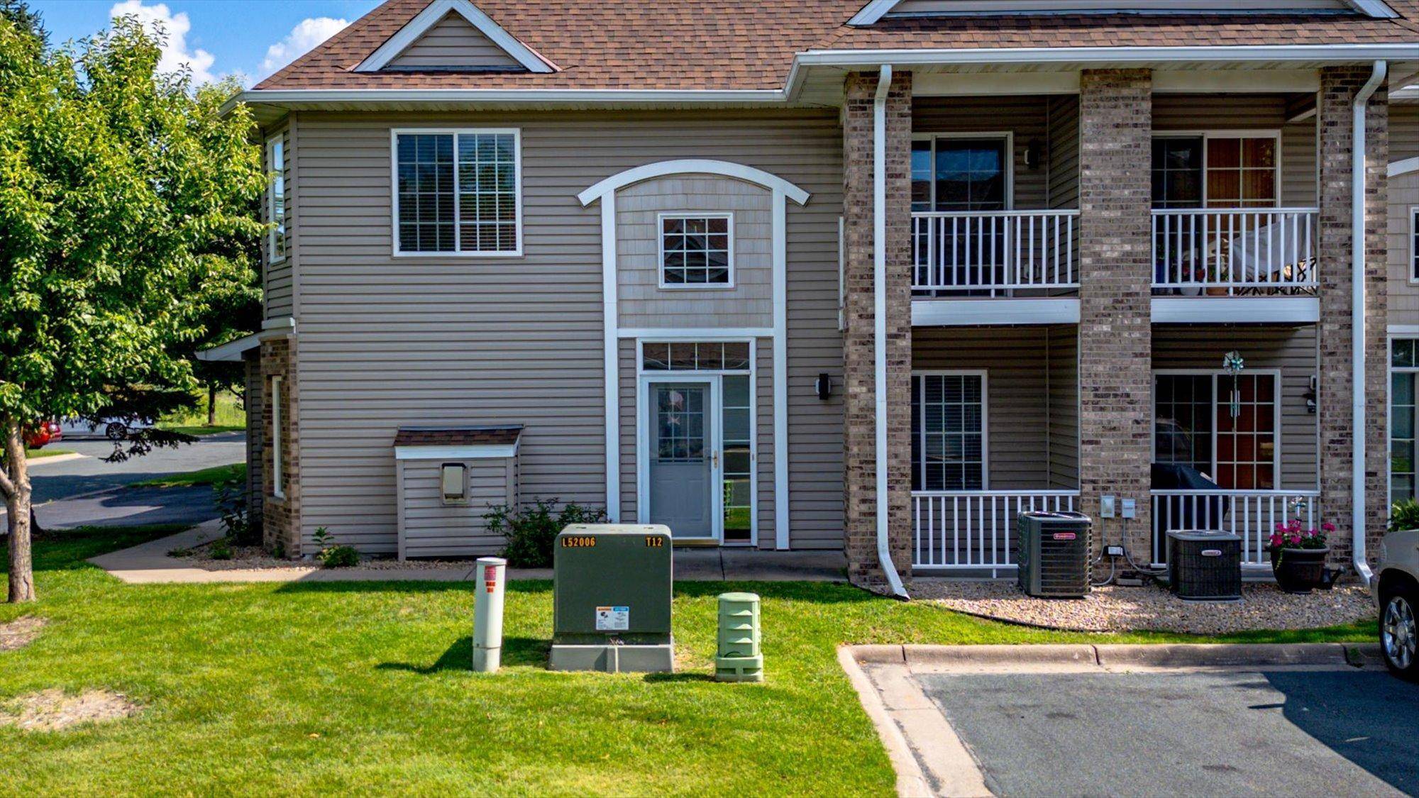 Brooklyn Park, MN 55443,5607 100th LN N