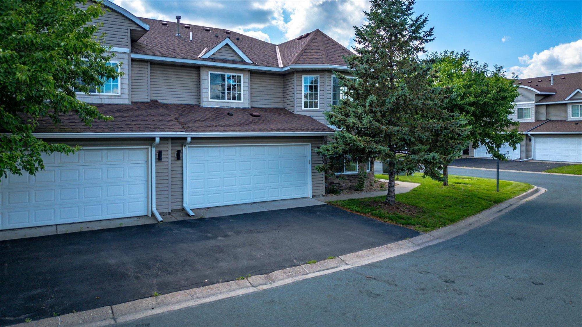 Brooklyn Park, MN 55443,5607 100th LN N
