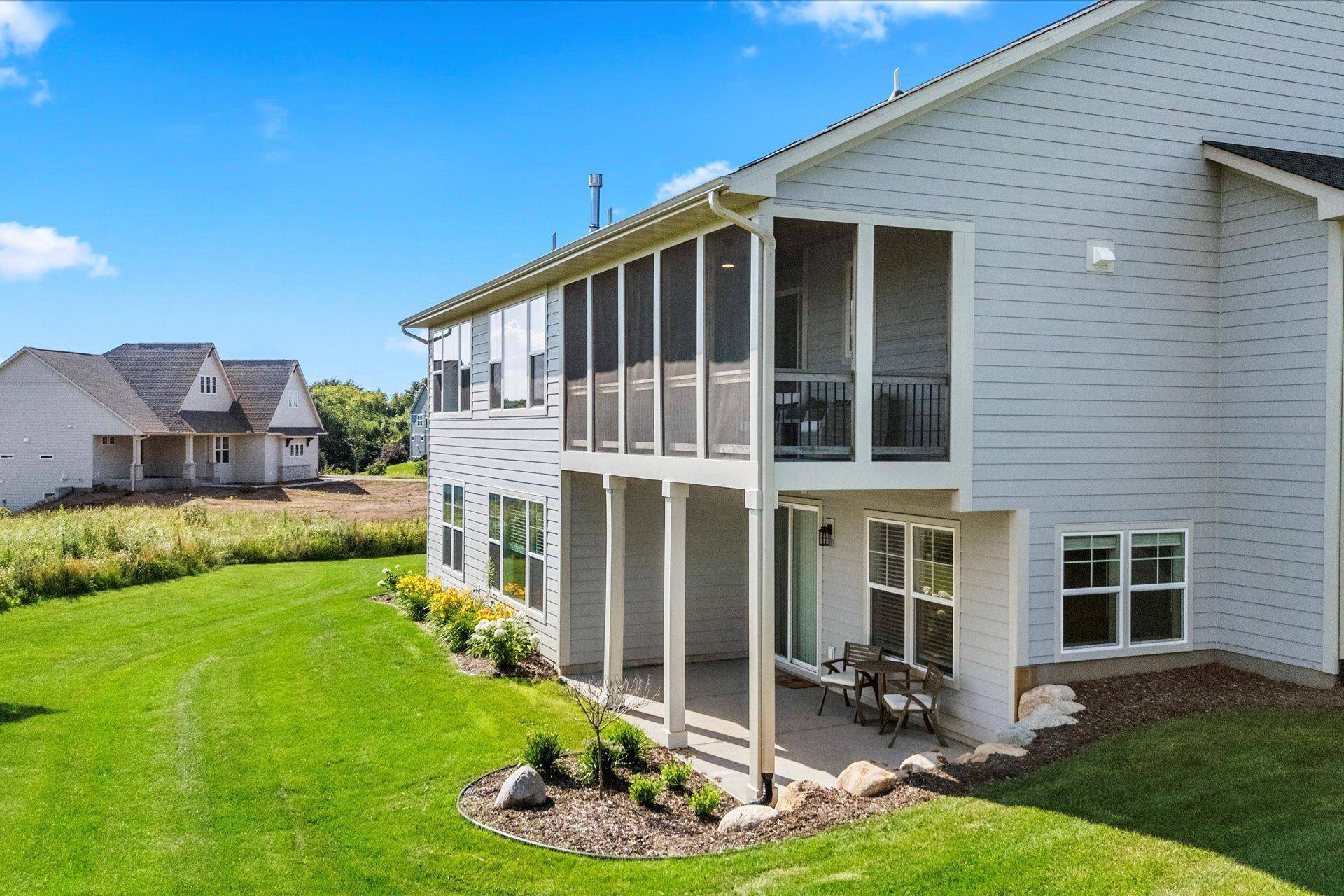 Hudson, WI 54016,719 Mount Curve