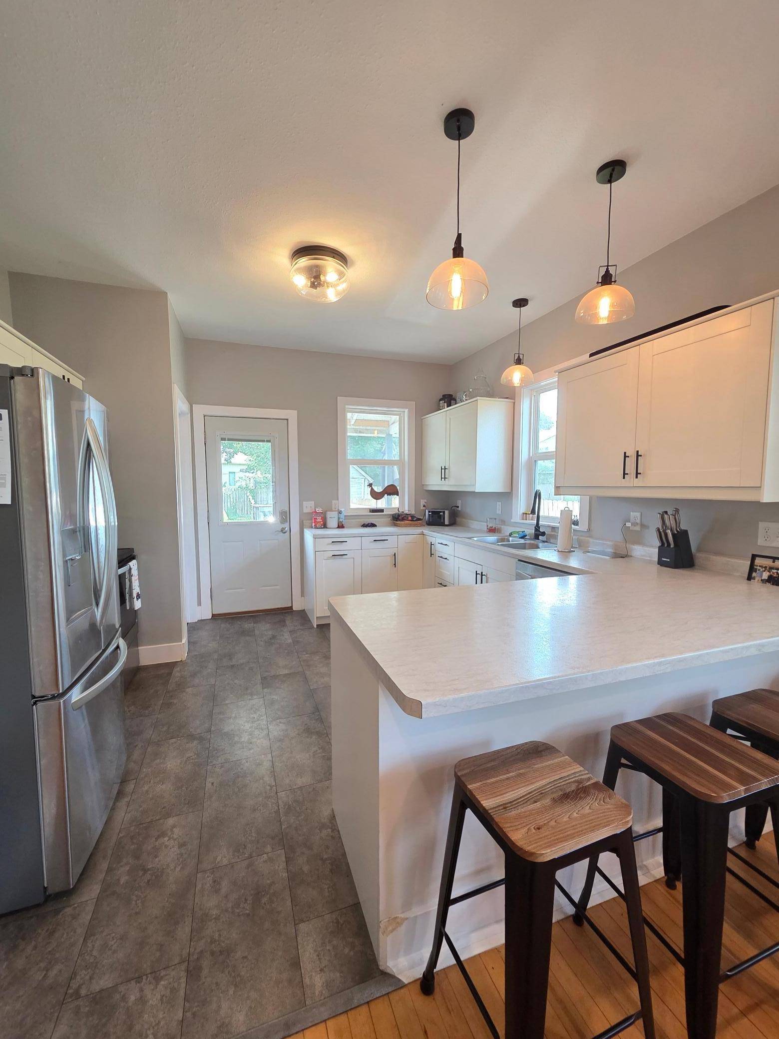 Winona, MN 55987,918 W King ST