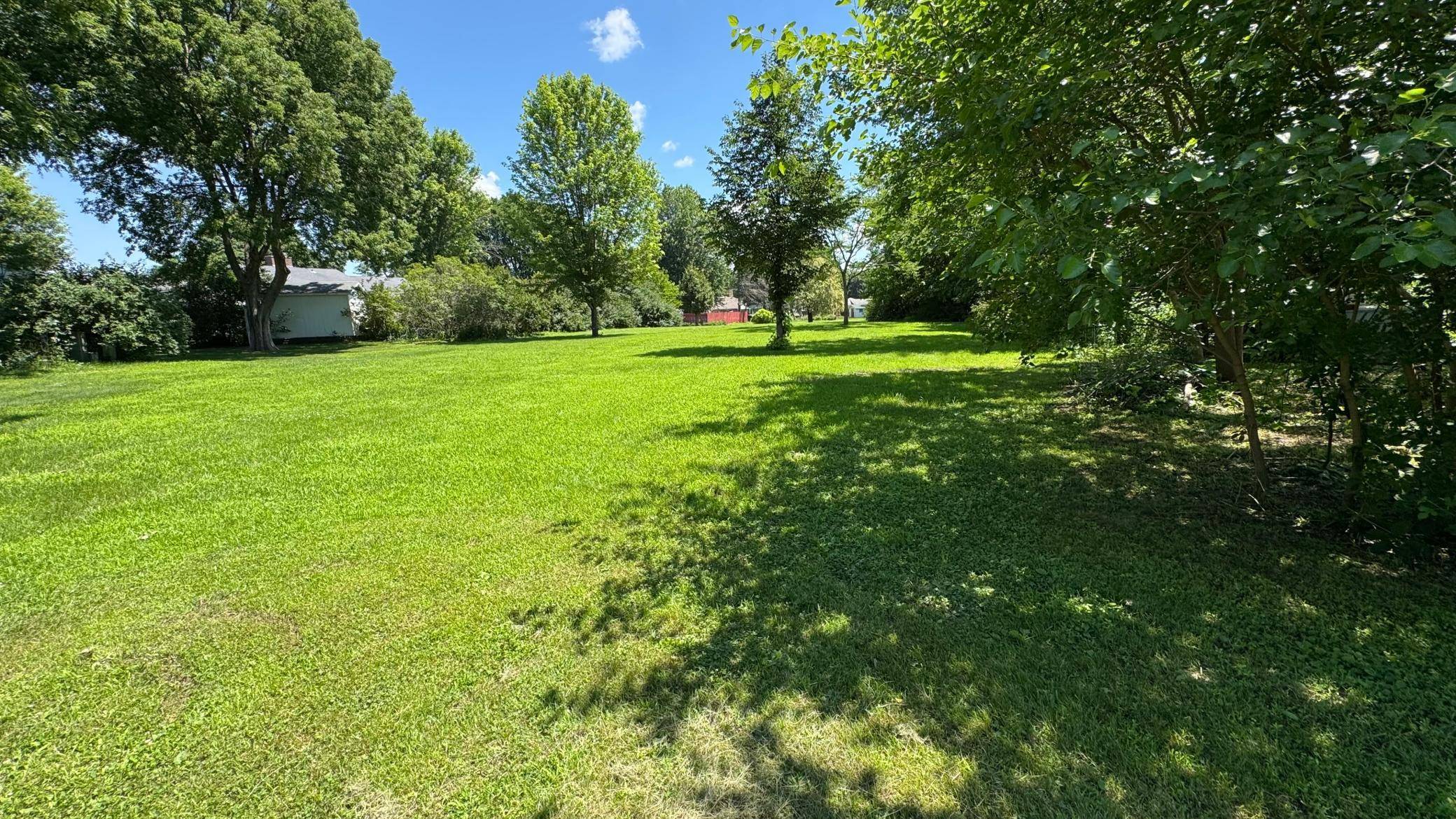 Le Sueur, MN 56058,124 N Park LN