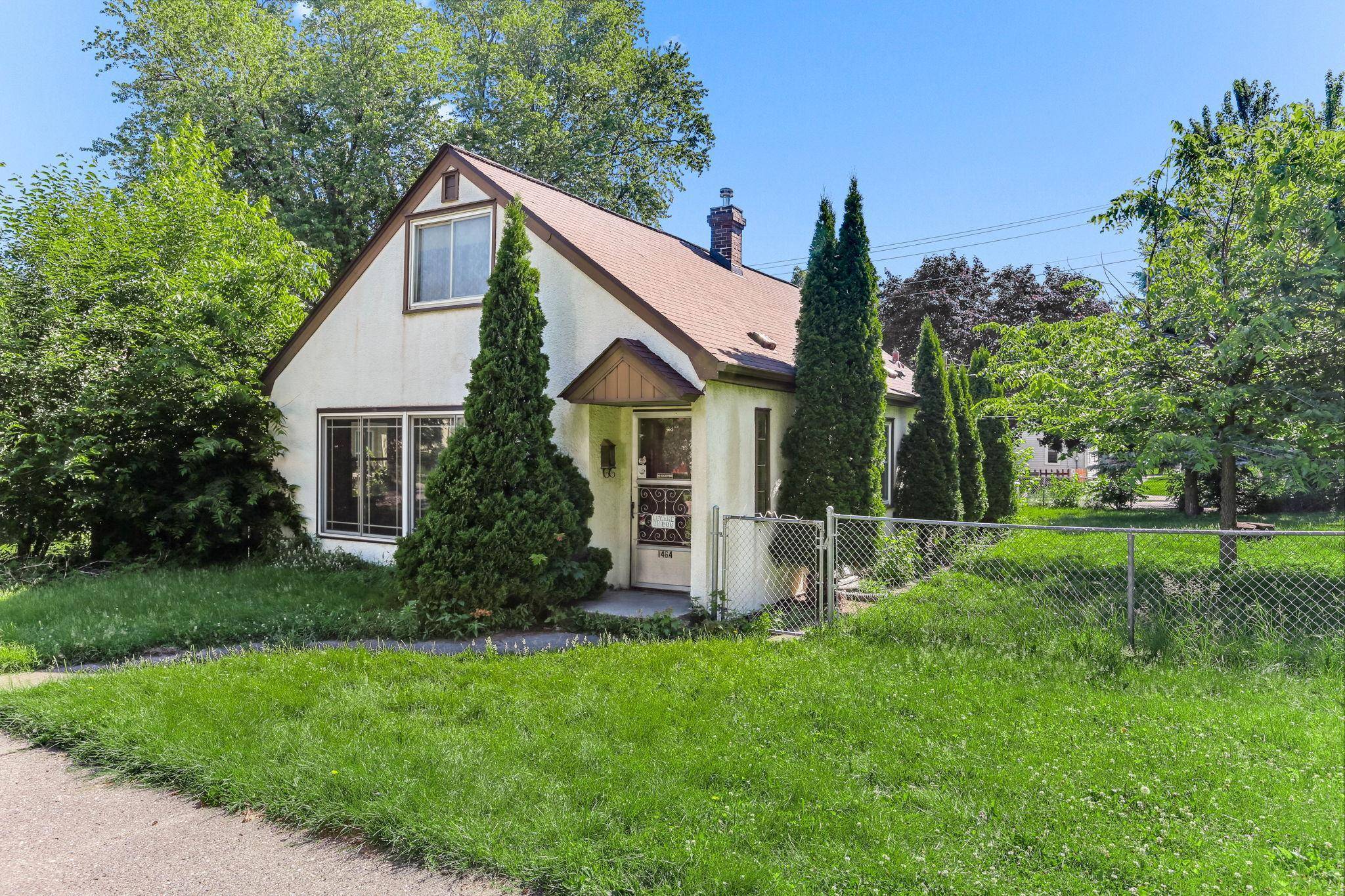 Saint Paul, MN 55117,1464 Maywood ST