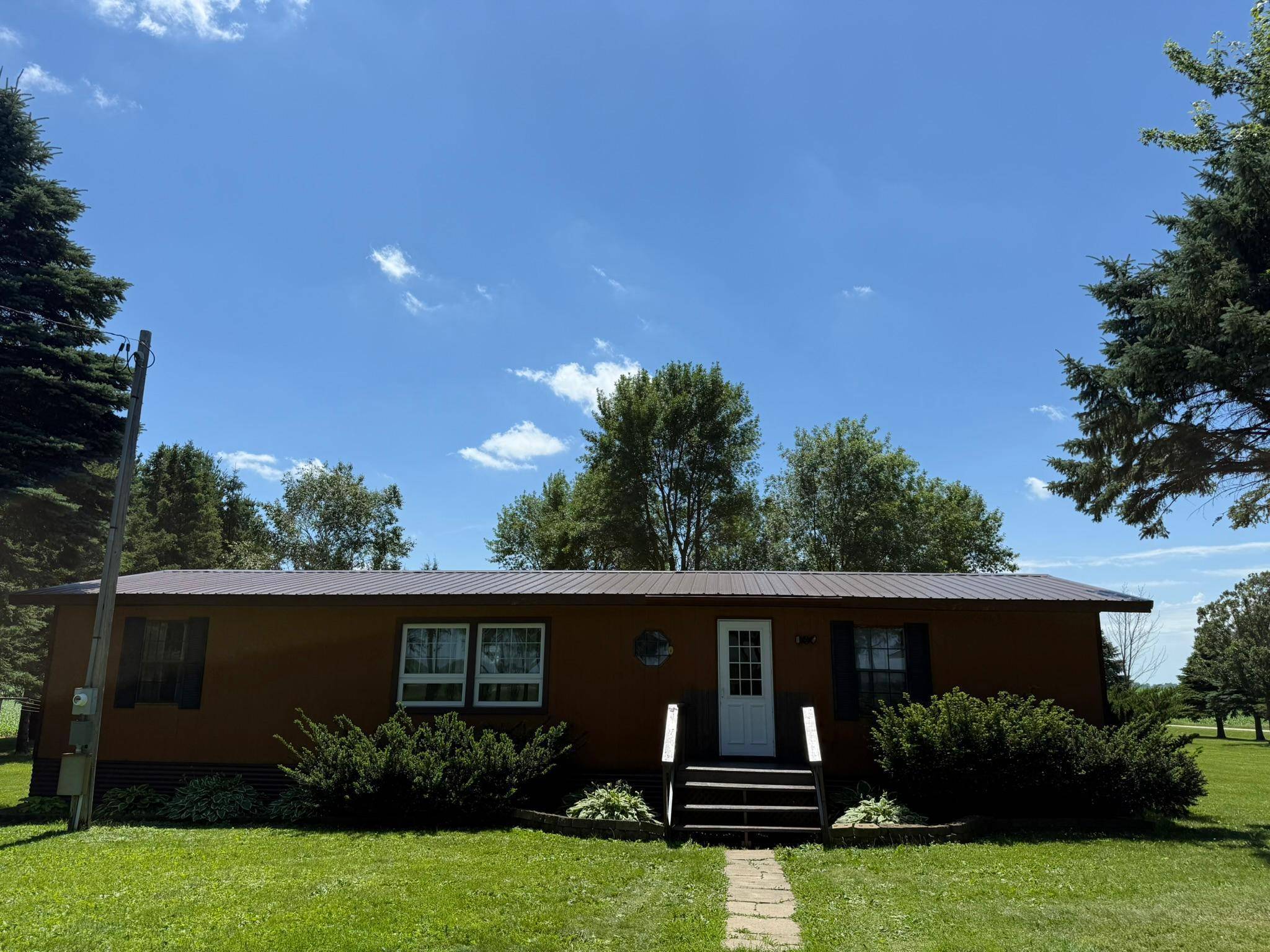 Kenyon, MN 55946,5020 County 11 BLVD