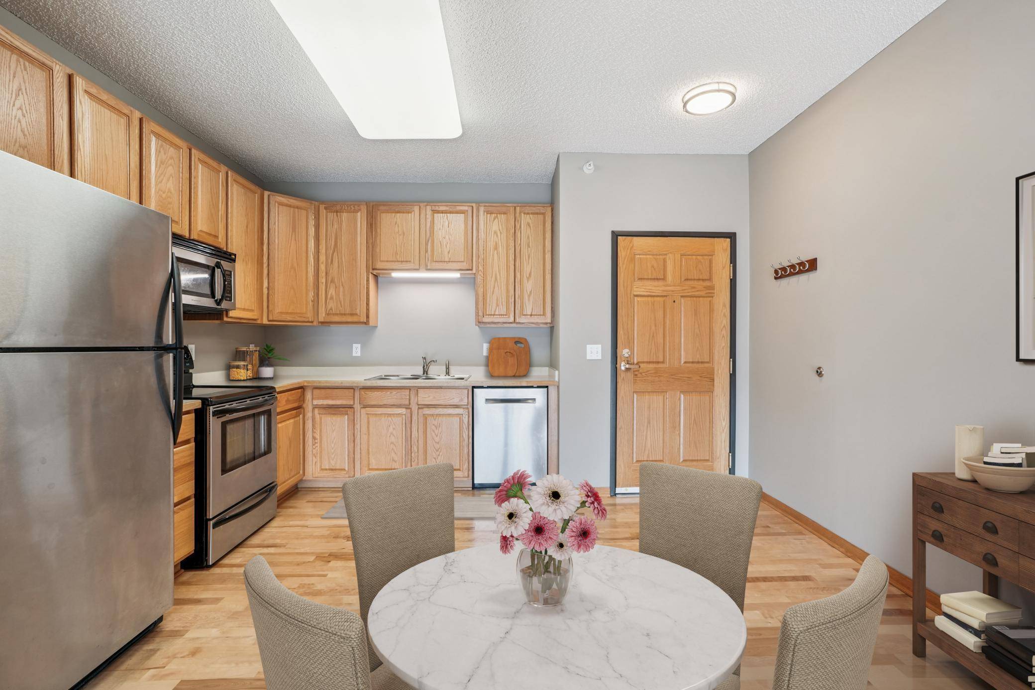 Minneapolis, MN 55417,4824 E 53rd ST #422
