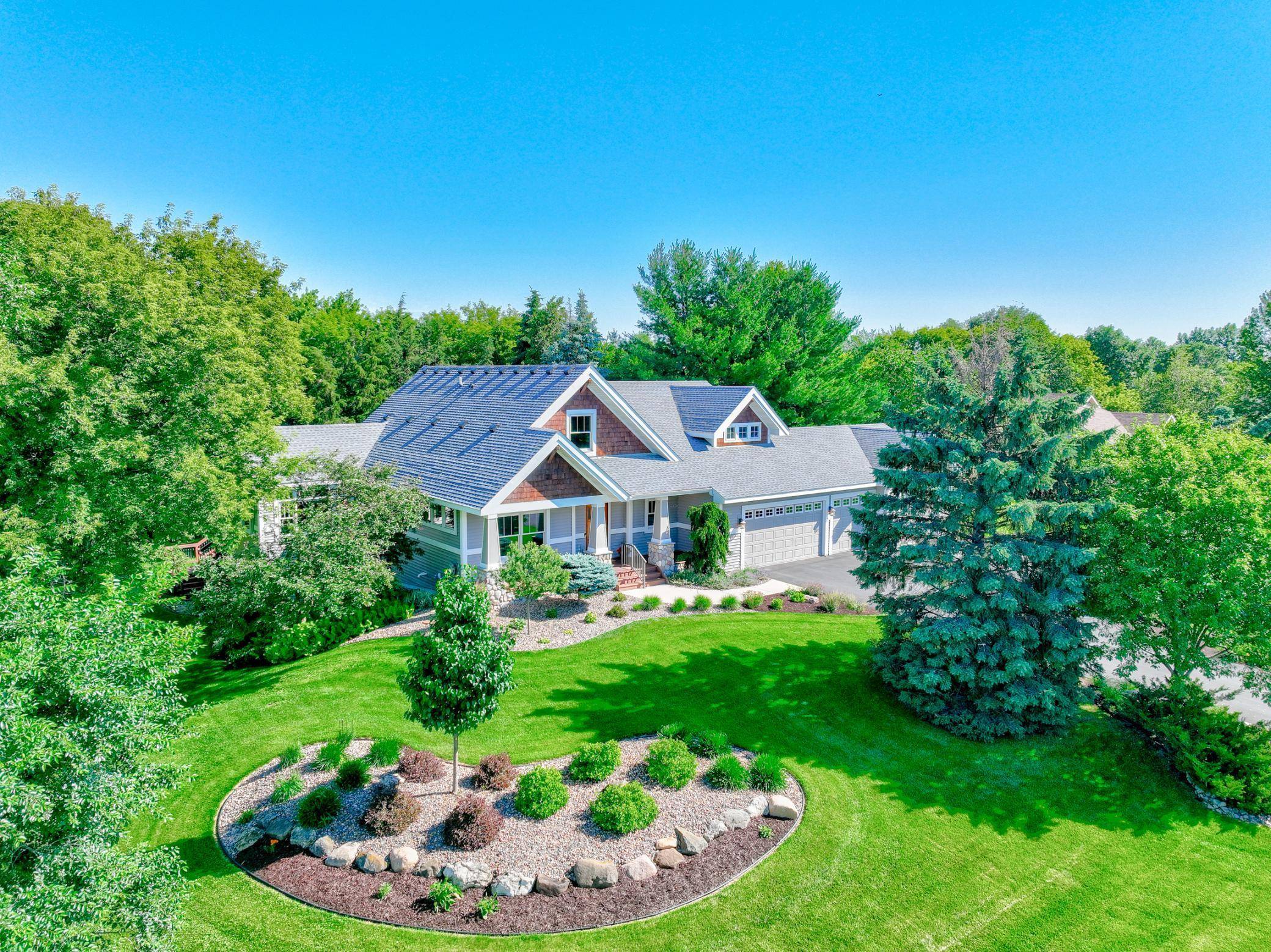 Hudson, WI 54016,442 Wren LN