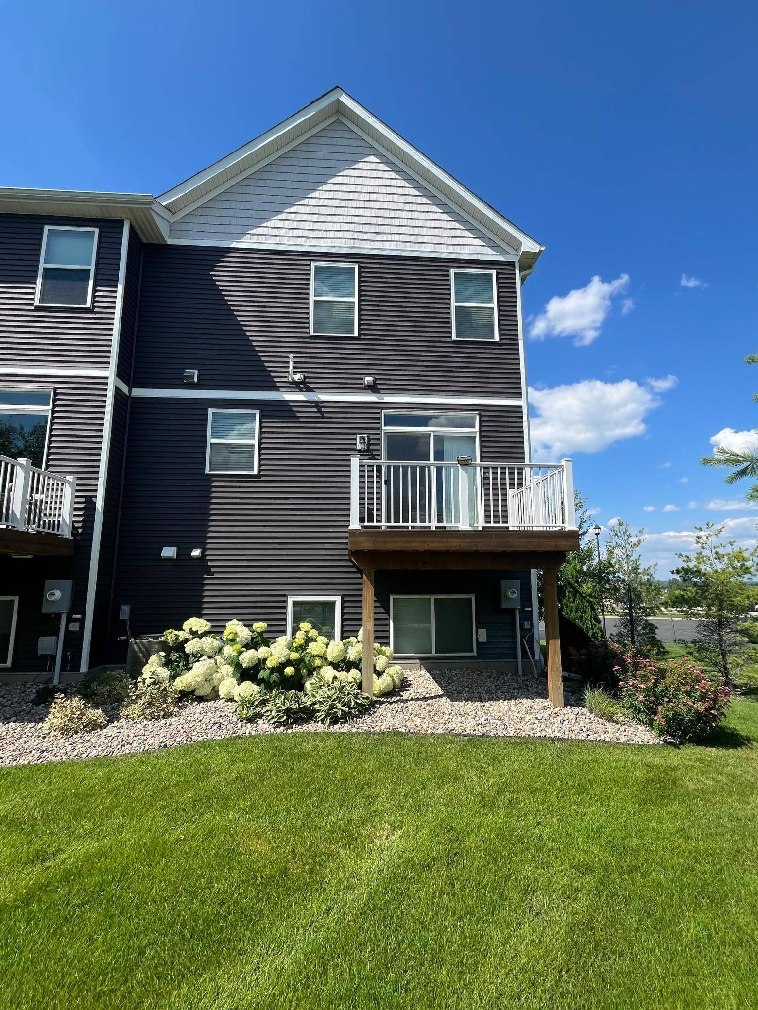Shakopee, MN 55379,1690 Windigo LN