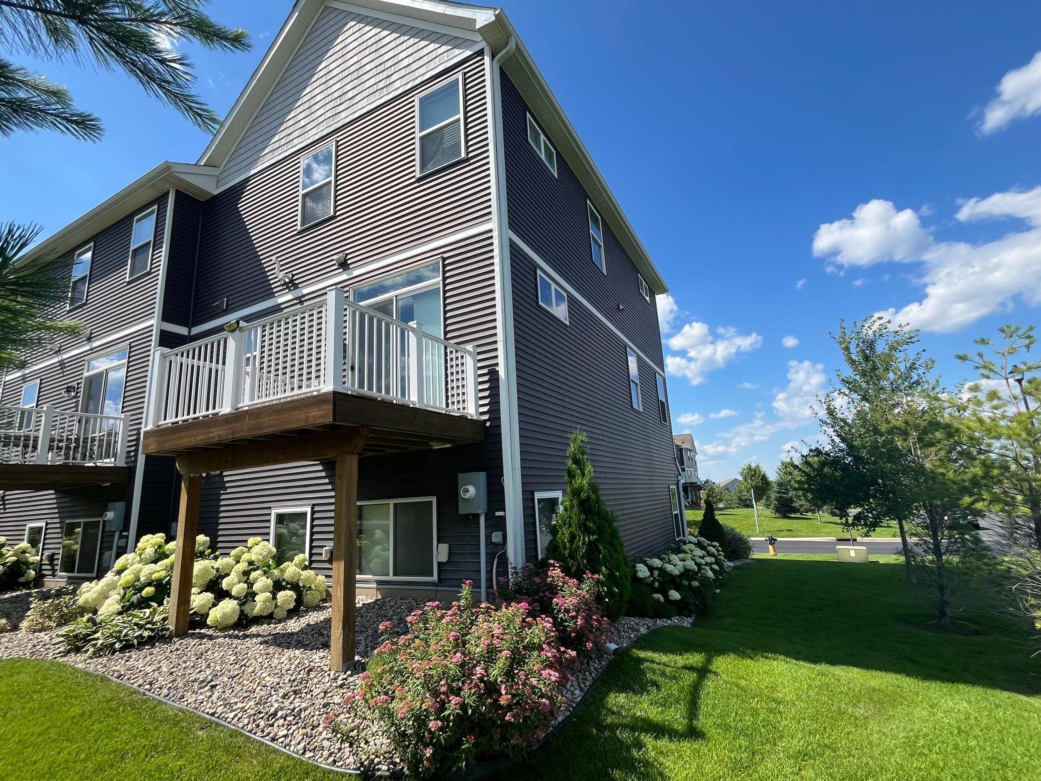 Shakopee, MN 55379,1690 Windigo LN